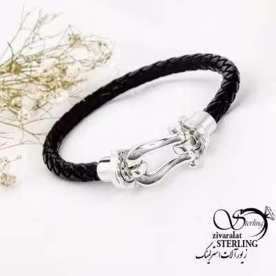 دستبندچرم النگویی طرح بافت و پلاک اهم کد 17735