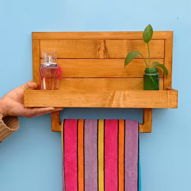 شلف و جاحوله ای چوبی