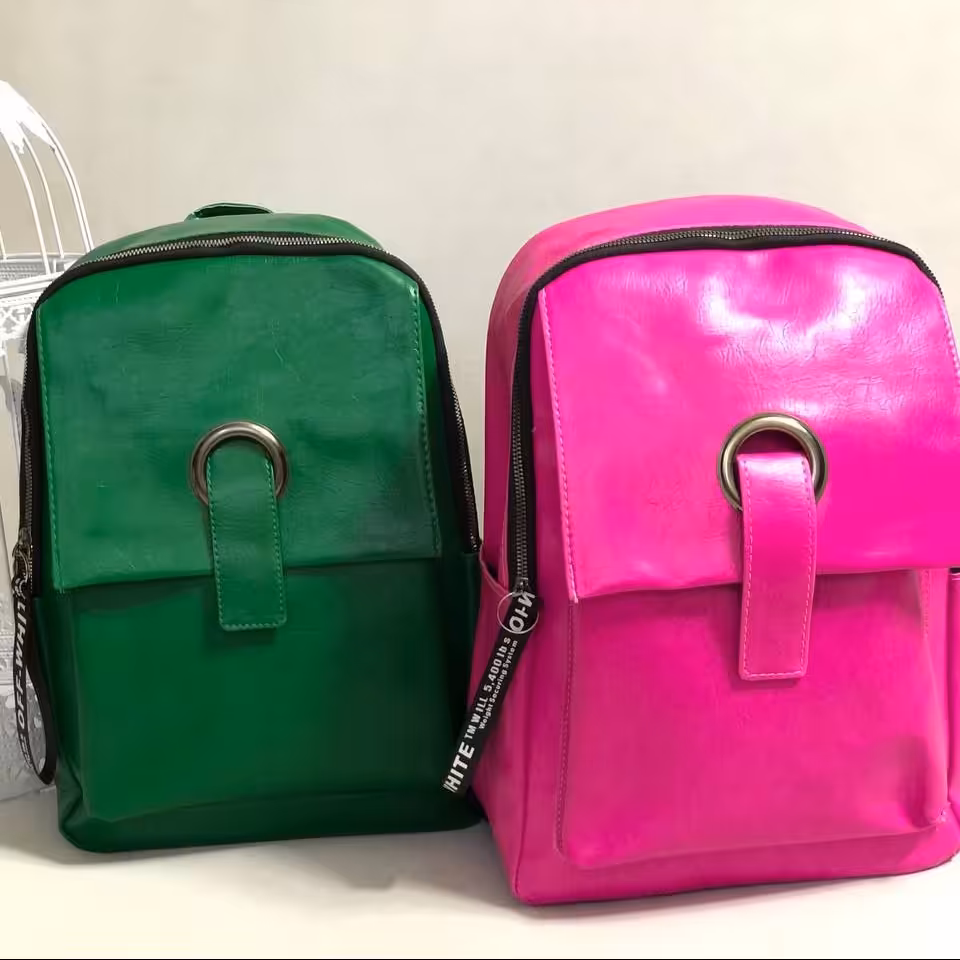 کوله پشتی دانشجویی بسیار جادار