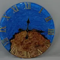 ساعت چوبی و رزین