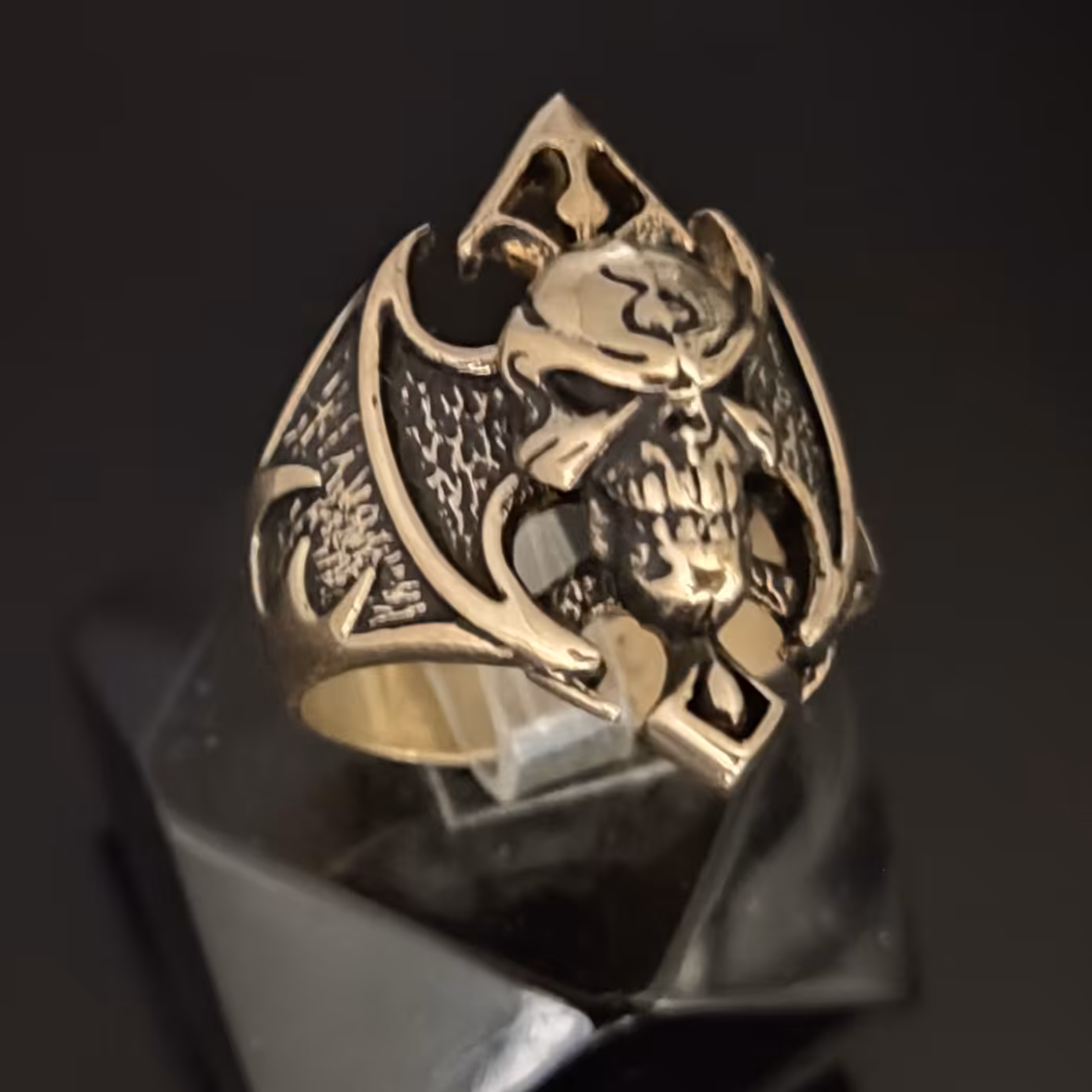 انگشتر اسکلت سایز 10