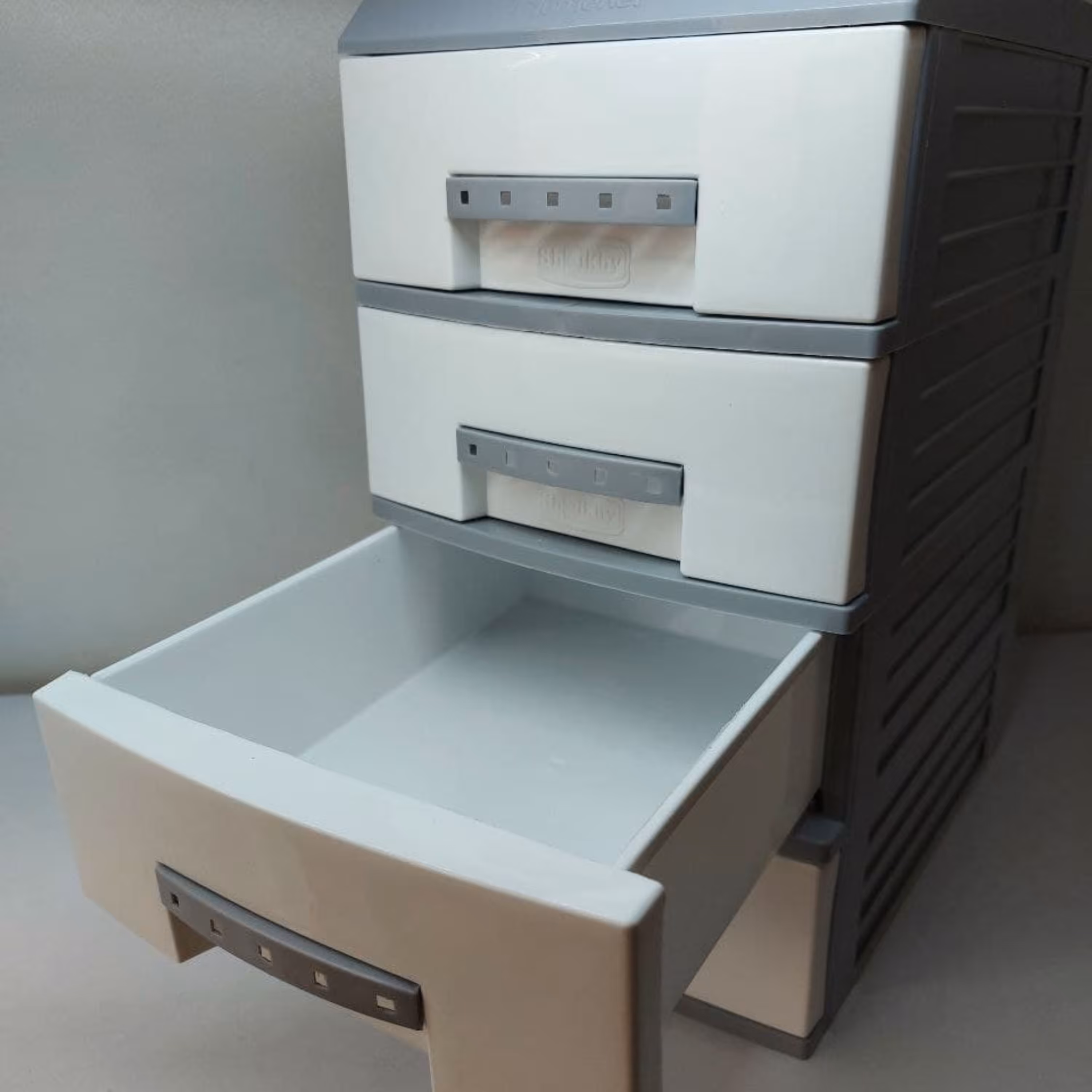 فایل آریا 4کشو کد1633محصول برندمعتبرهوم کت تهیه شده ازبهترین مواداولیه نظم دهنده