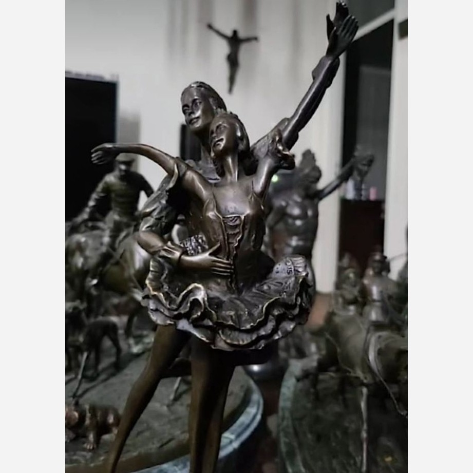 مجسمه برنز دنس وارداتی امضا دار برنزی