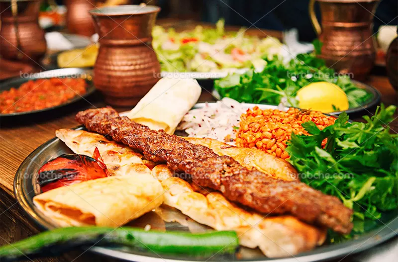 عکس کباب با گوجه | گرافیک با طعم تربچه