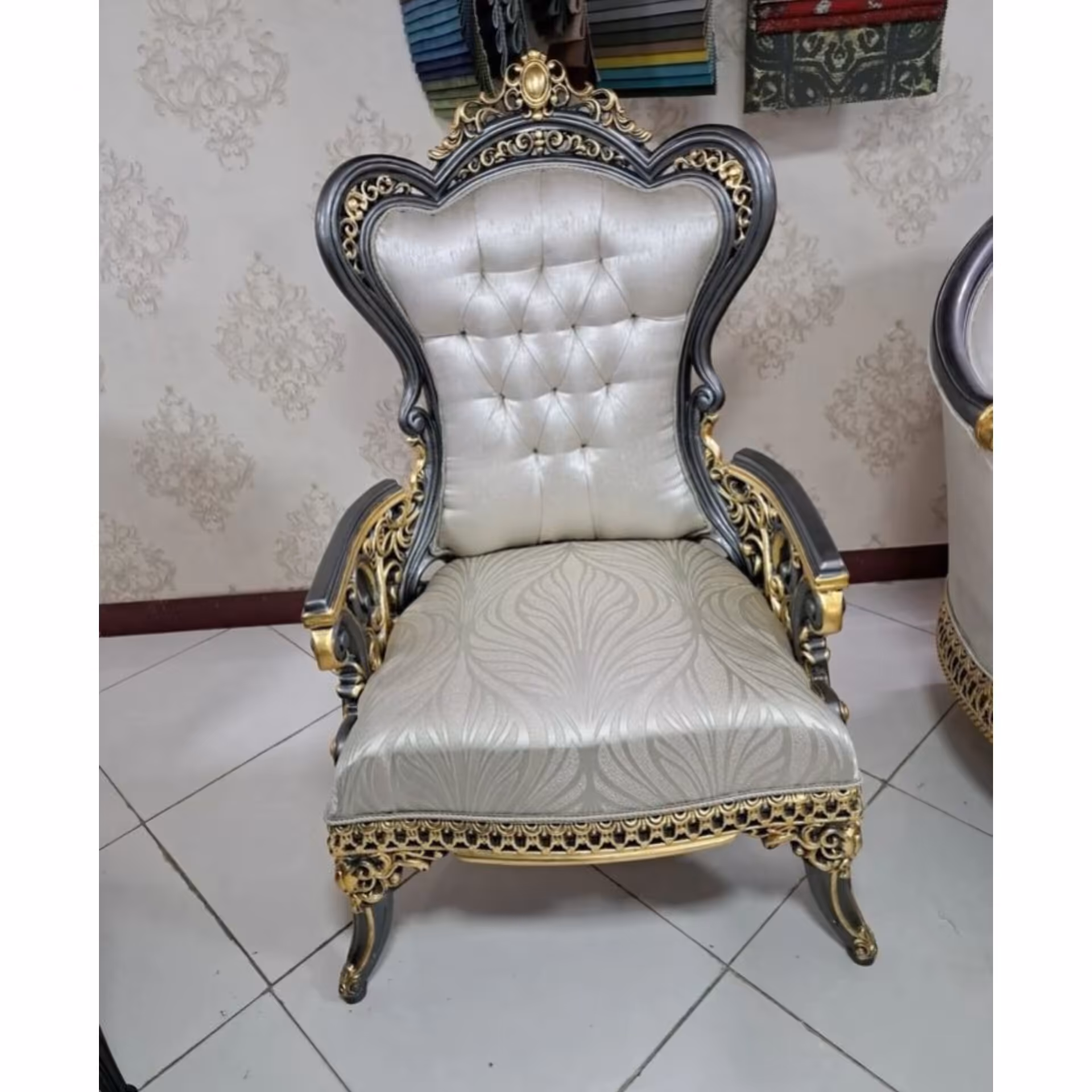 مبلمان مدل تاتلیس نشیمن9نفره و 7نفره  تمام چوب کفی فوم سرد ترکیب رنگ بندی چوب و پارچه به سلیقه مشتری بدون واسطه 