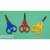 قیچی کاغذ رنگی