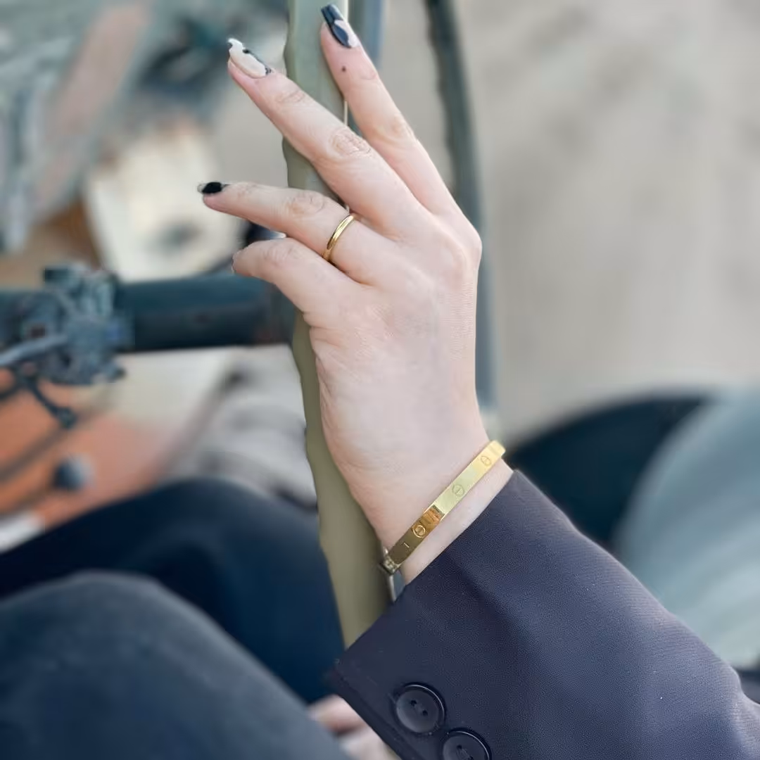 دستبند کارتیر استیل رنگ ثابت 