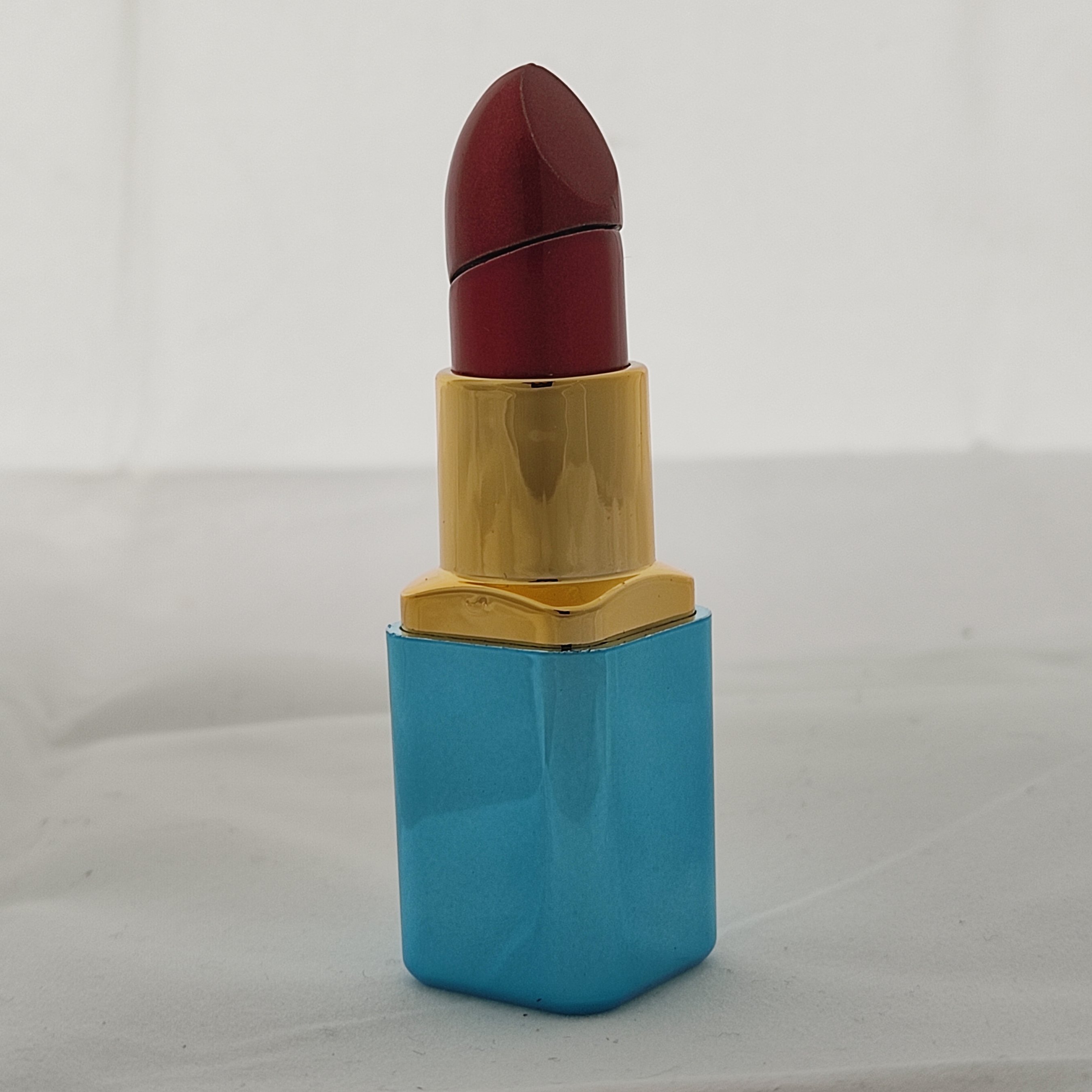 فندک رژ لبی (ماتیکی) فیروزه ای