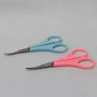 قیچی ابرو مدل نوک کج