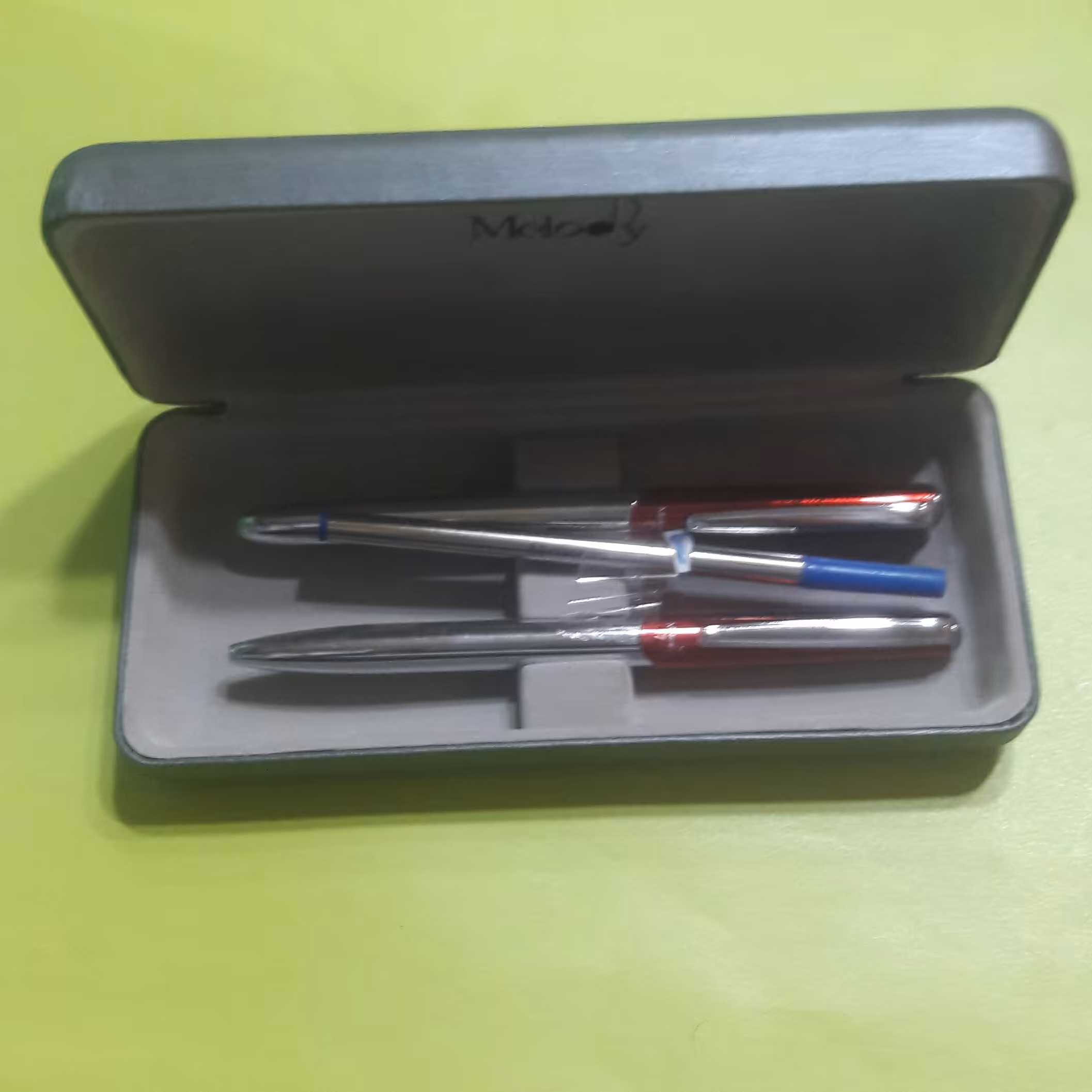 خودکار  -  روان نویس ملودی   خیام شمالی      نوشت افزار پاکزادی 