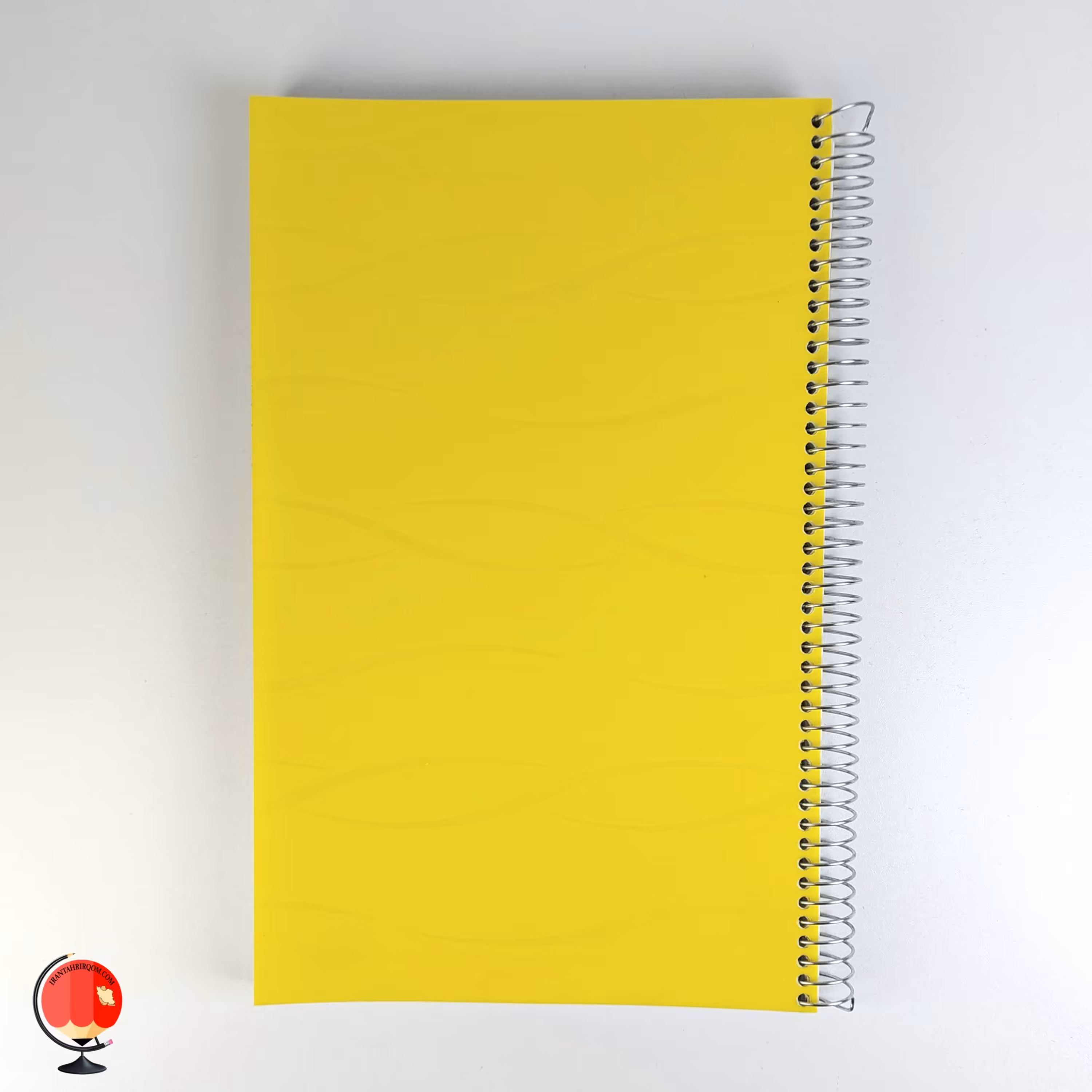 دفتر 160 برگ رحلی آونگ سیمی جلد طلقی رنگ زرد کد 12124