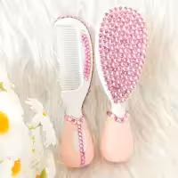 شانه و برس نگینی دخترانه، نوزادی