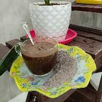 هات چاکلت نیم کیلویی،پس کرایه 