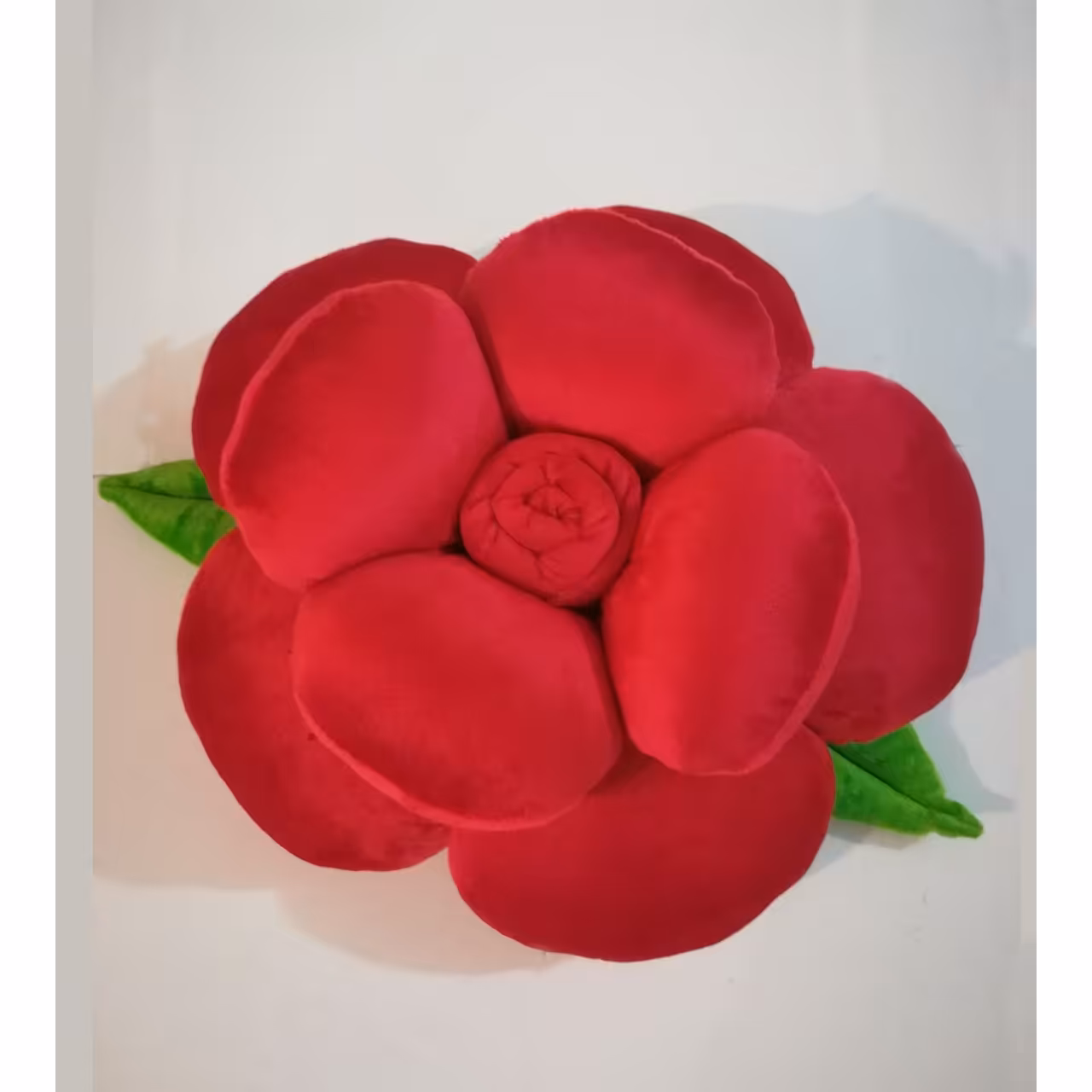 کوسن طرح گل قرمز