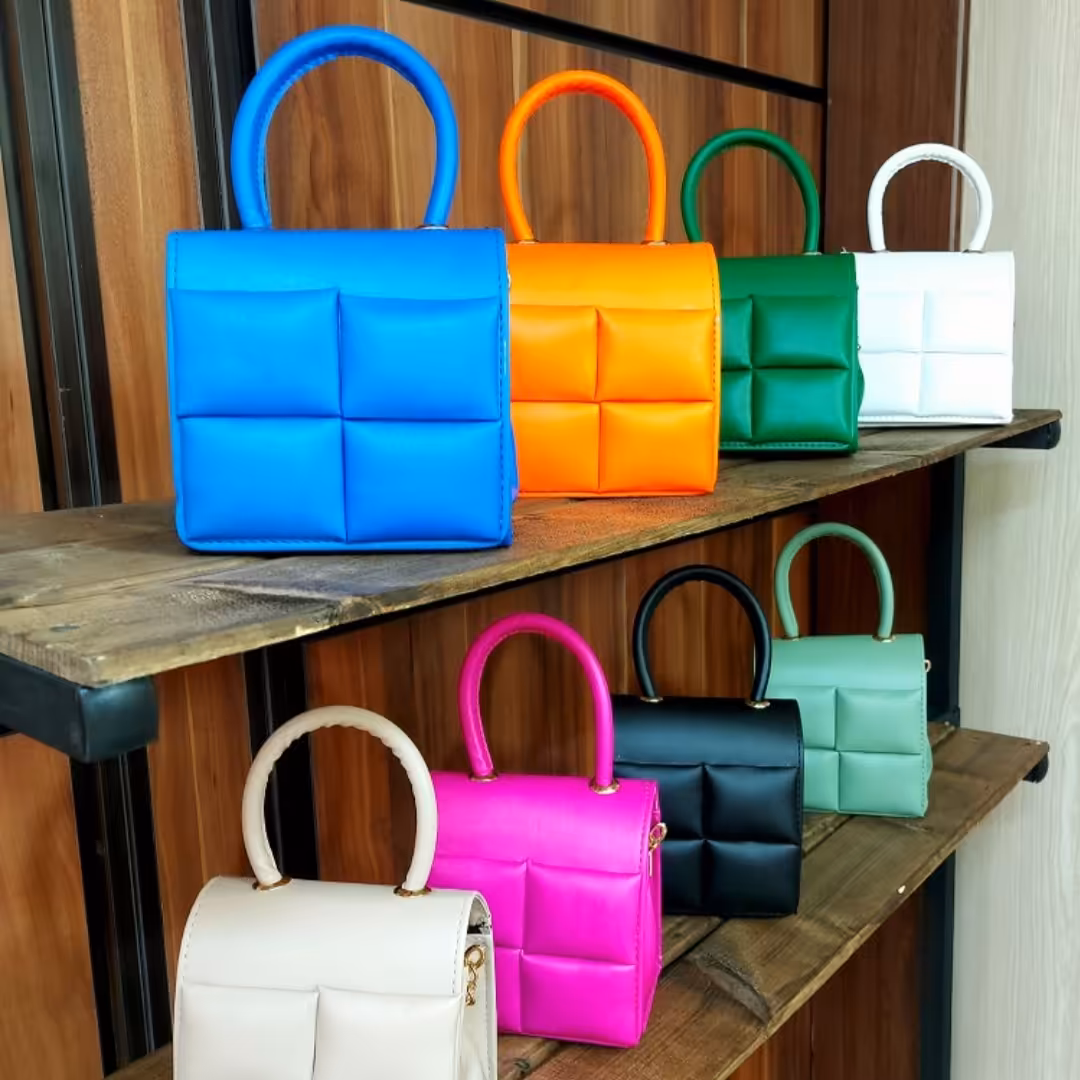 کیف و مینی بگ فانتزی دخترانه چرم مدل شوملی در رنگ بندی 