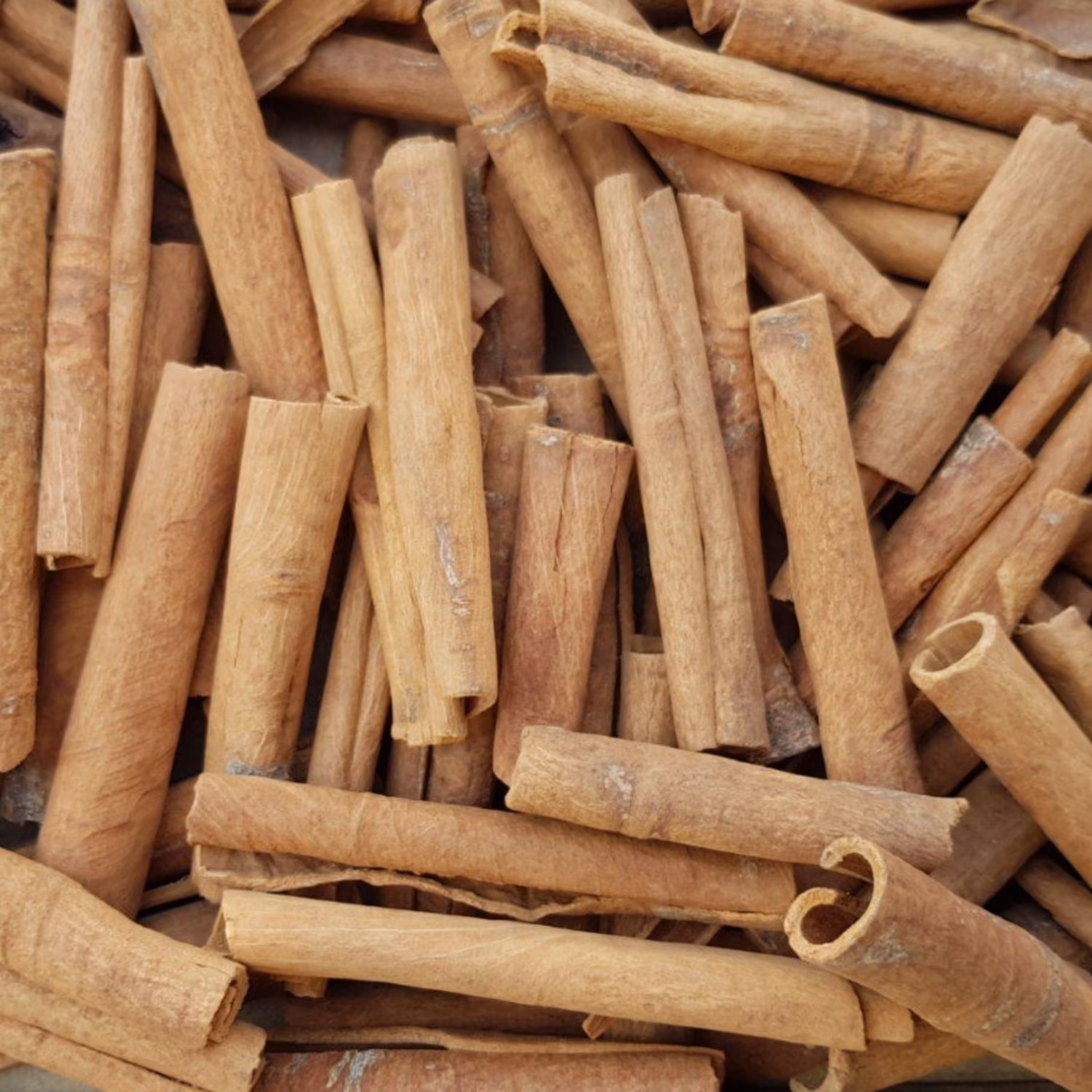 دارچین لوله درجه یک 200گرم خوش عطر خوش طعم تمیز