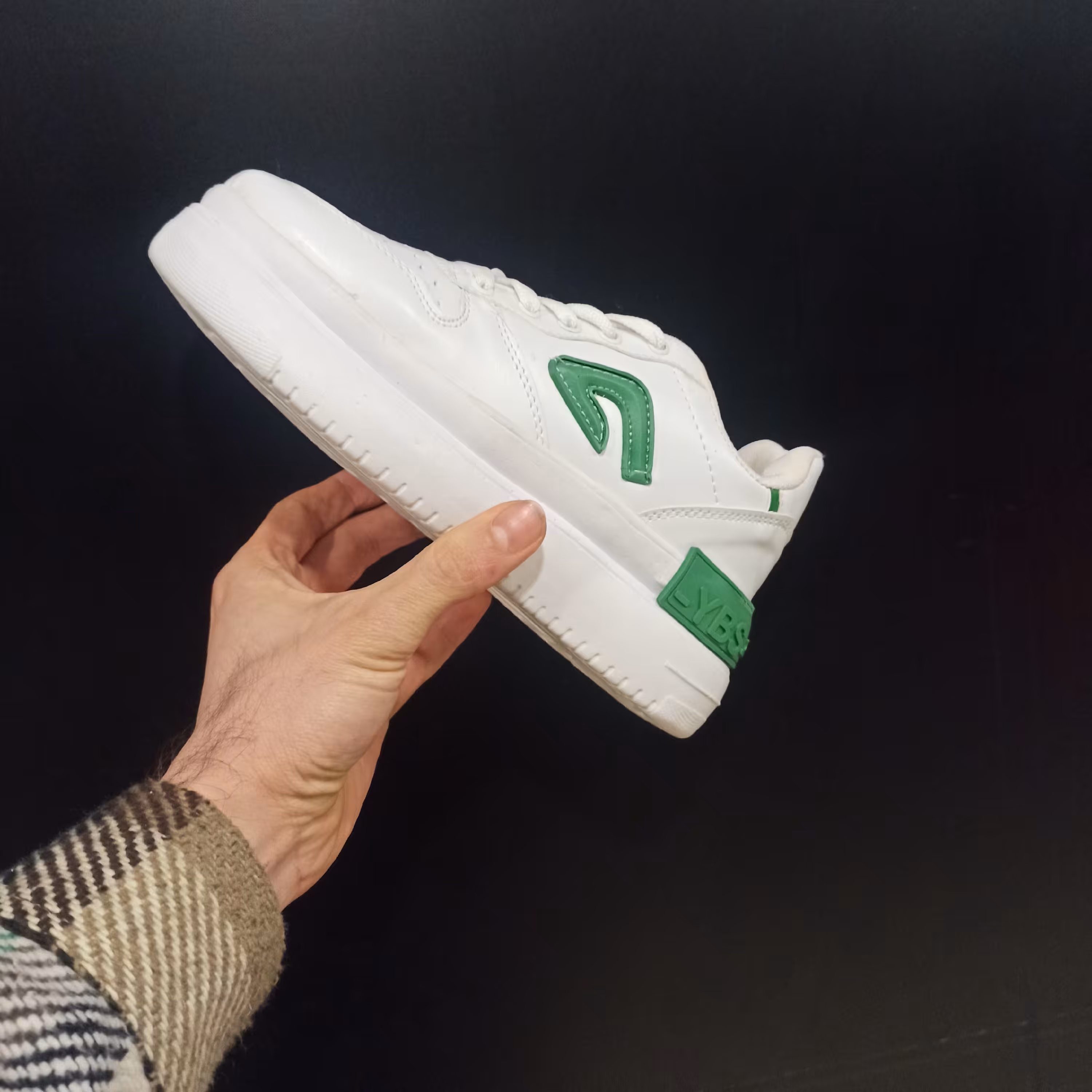 کفش اسپرت زنانه سبک و راحت 