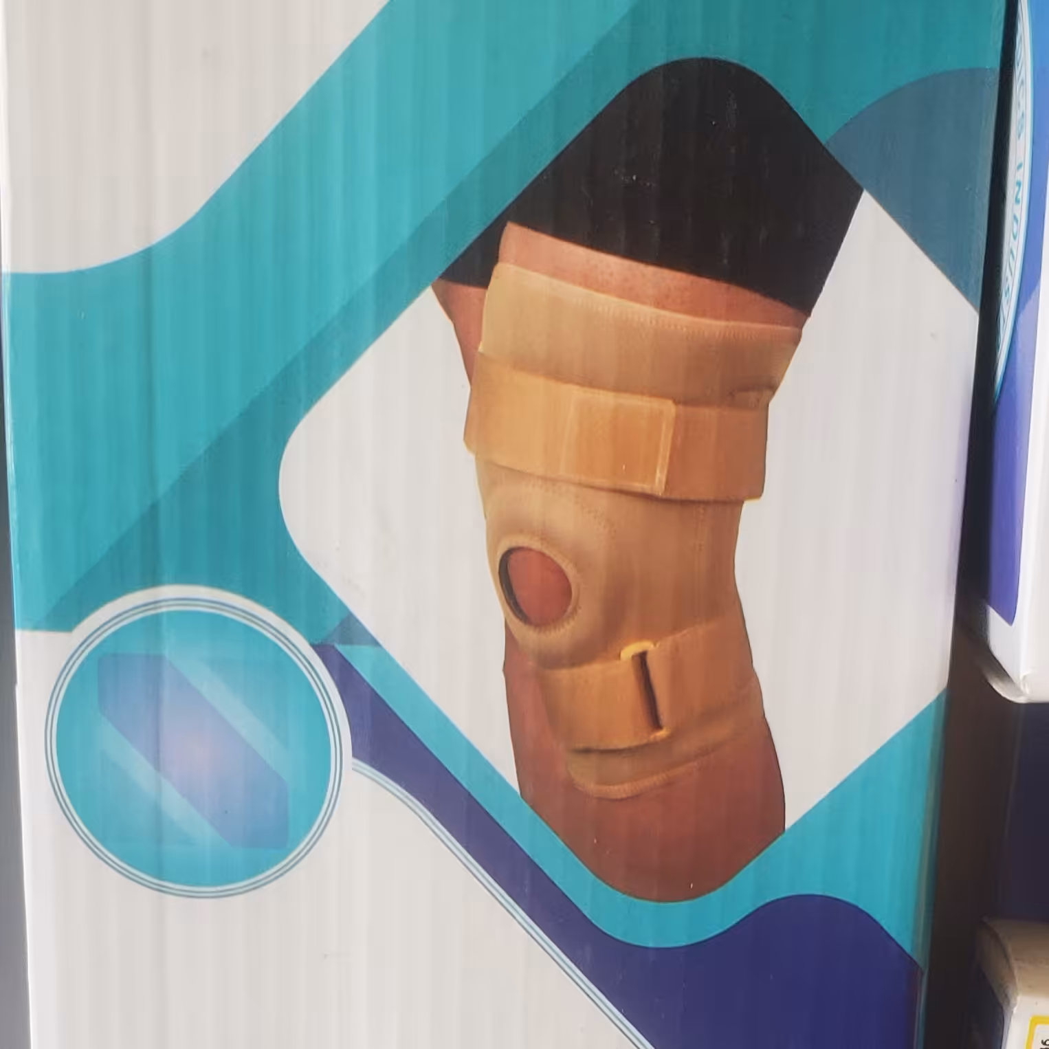 زانو بند 4 فنره نئوپرن 