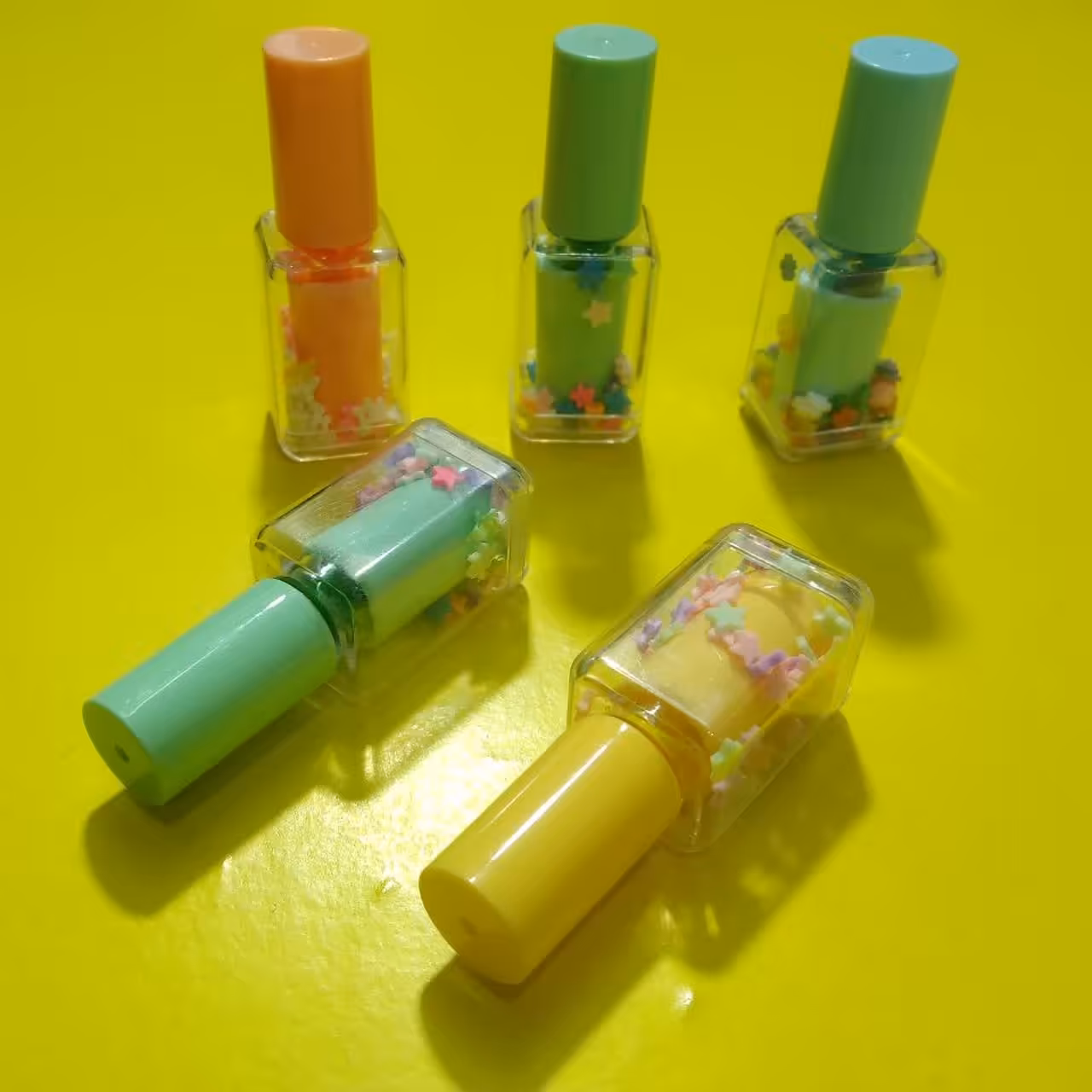 هایلایت طرح لاک در رنگبندی متفاوت