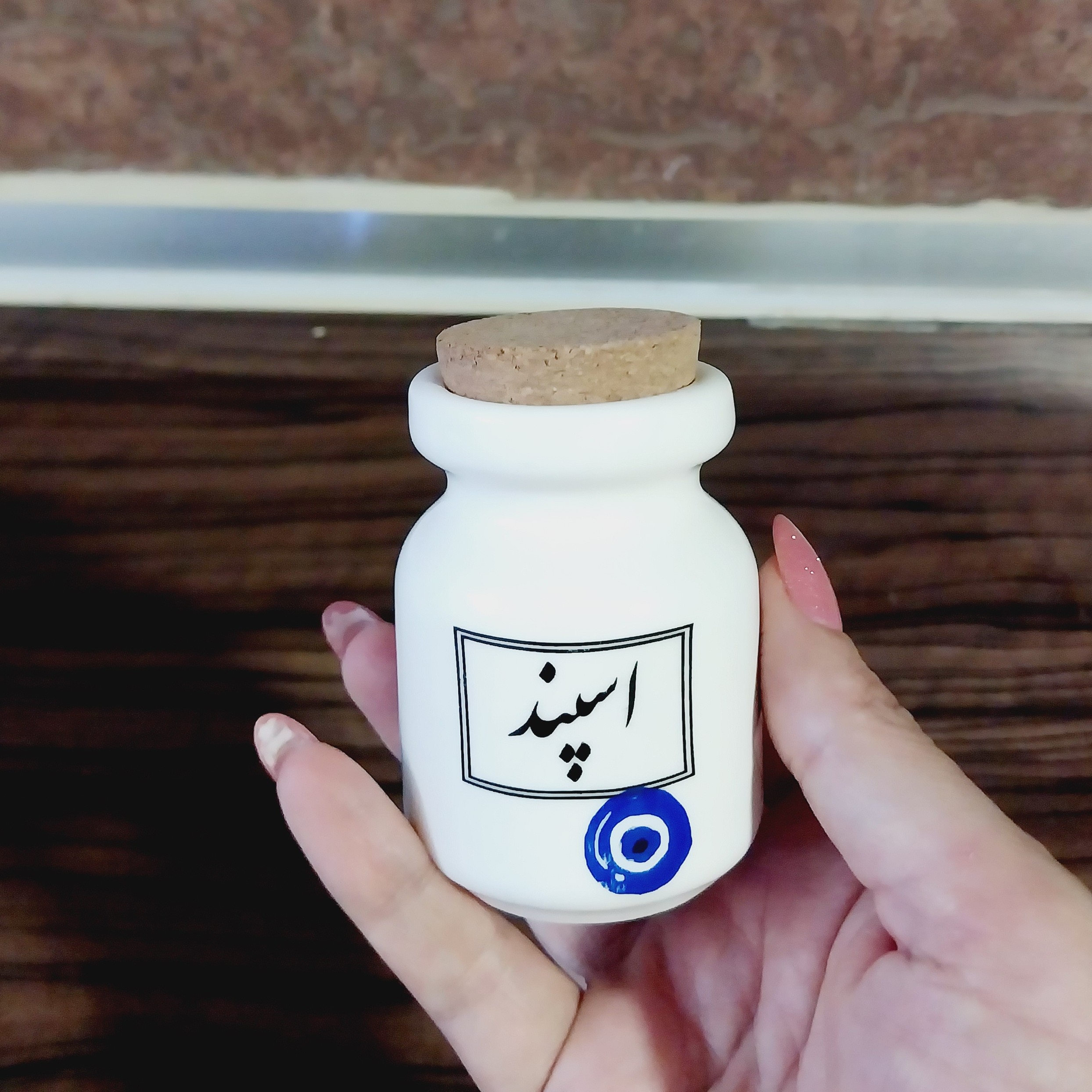 بانکه سرامیکی نقلی با در چوب پنبه محکم فقط جا اسپند موجوده