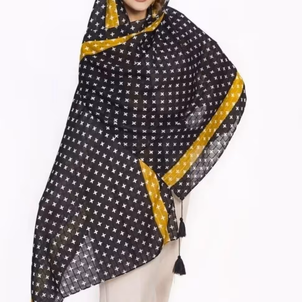 شال نخ دیپلمات منگوله دار طرح LV