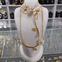 نیم ست گل سفید