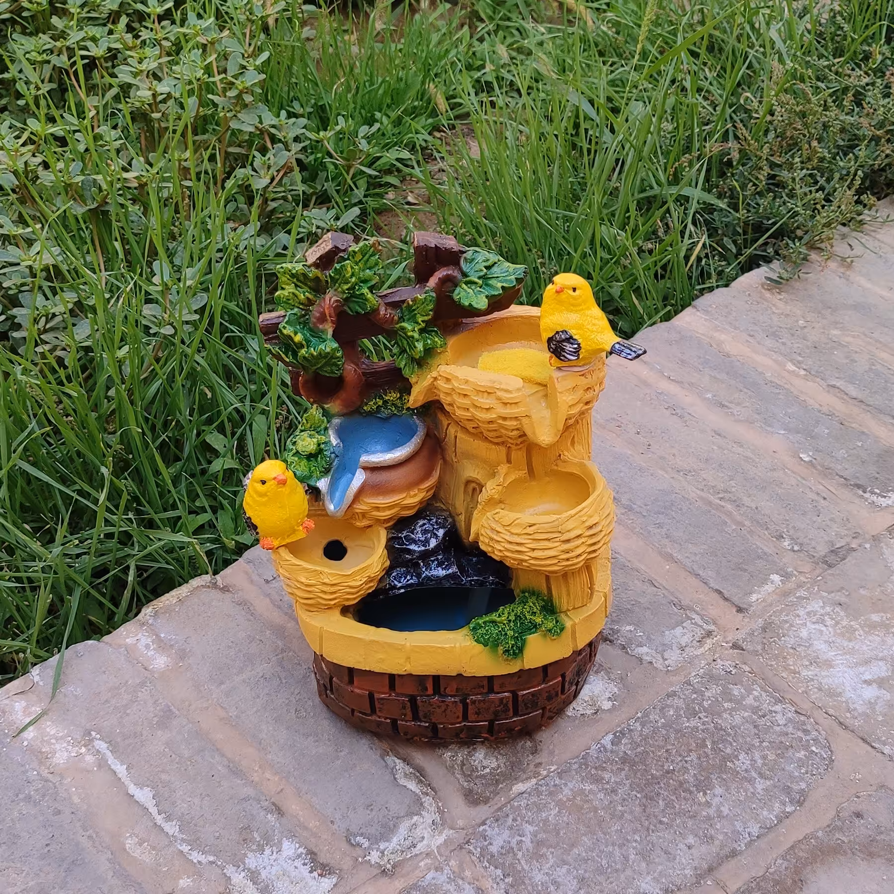 آبنما طرح قناری