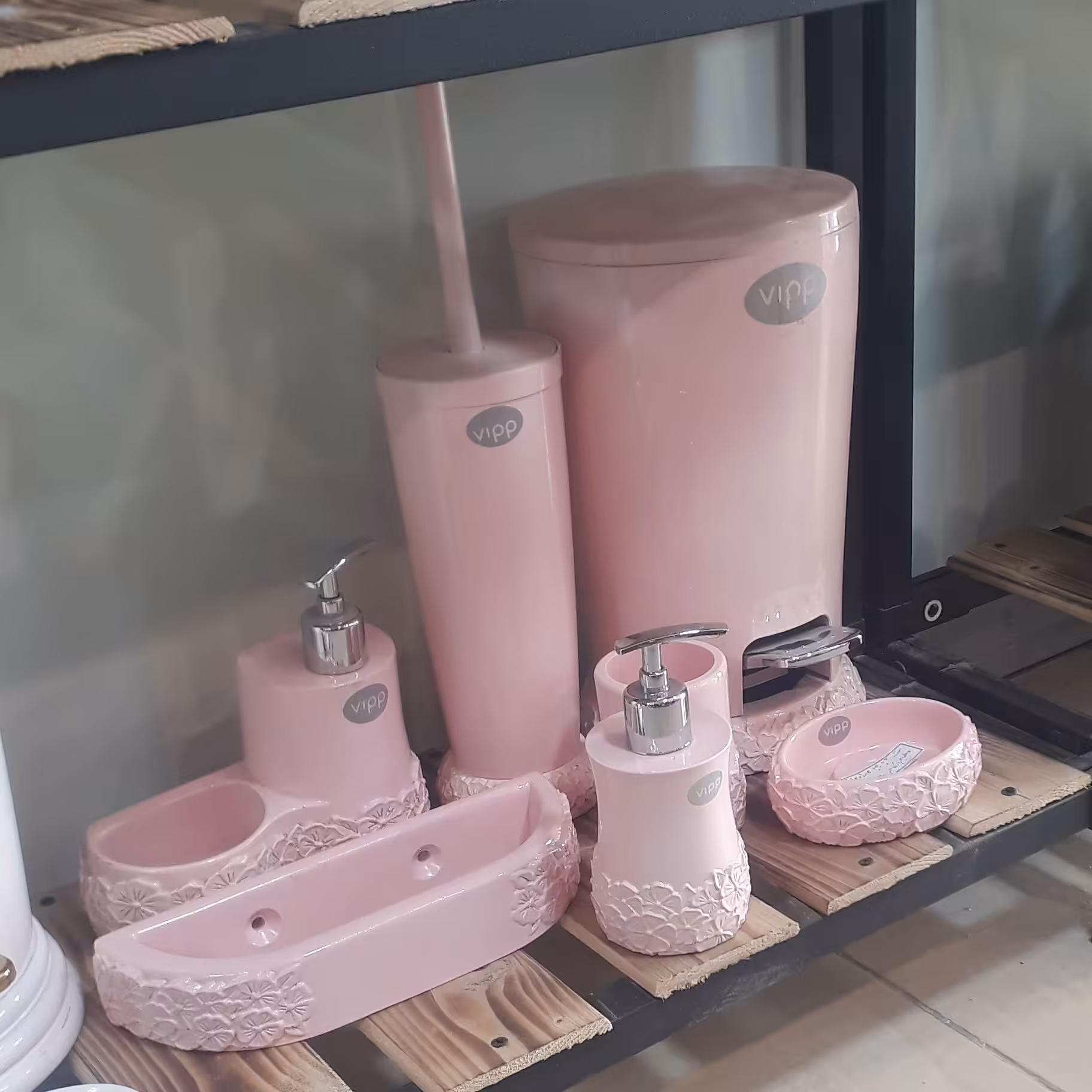 ست سرویس 7پارچه به همراه جاحوله و جامایع اسکاج