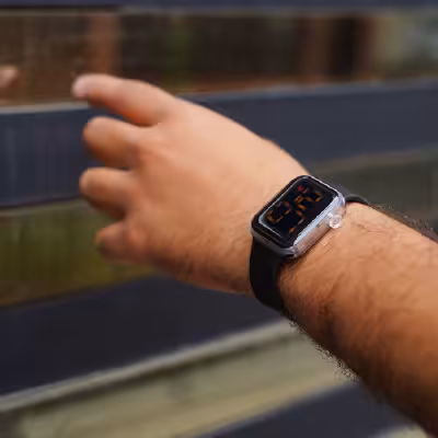 ساعت مچی LED مشکی مدل R32