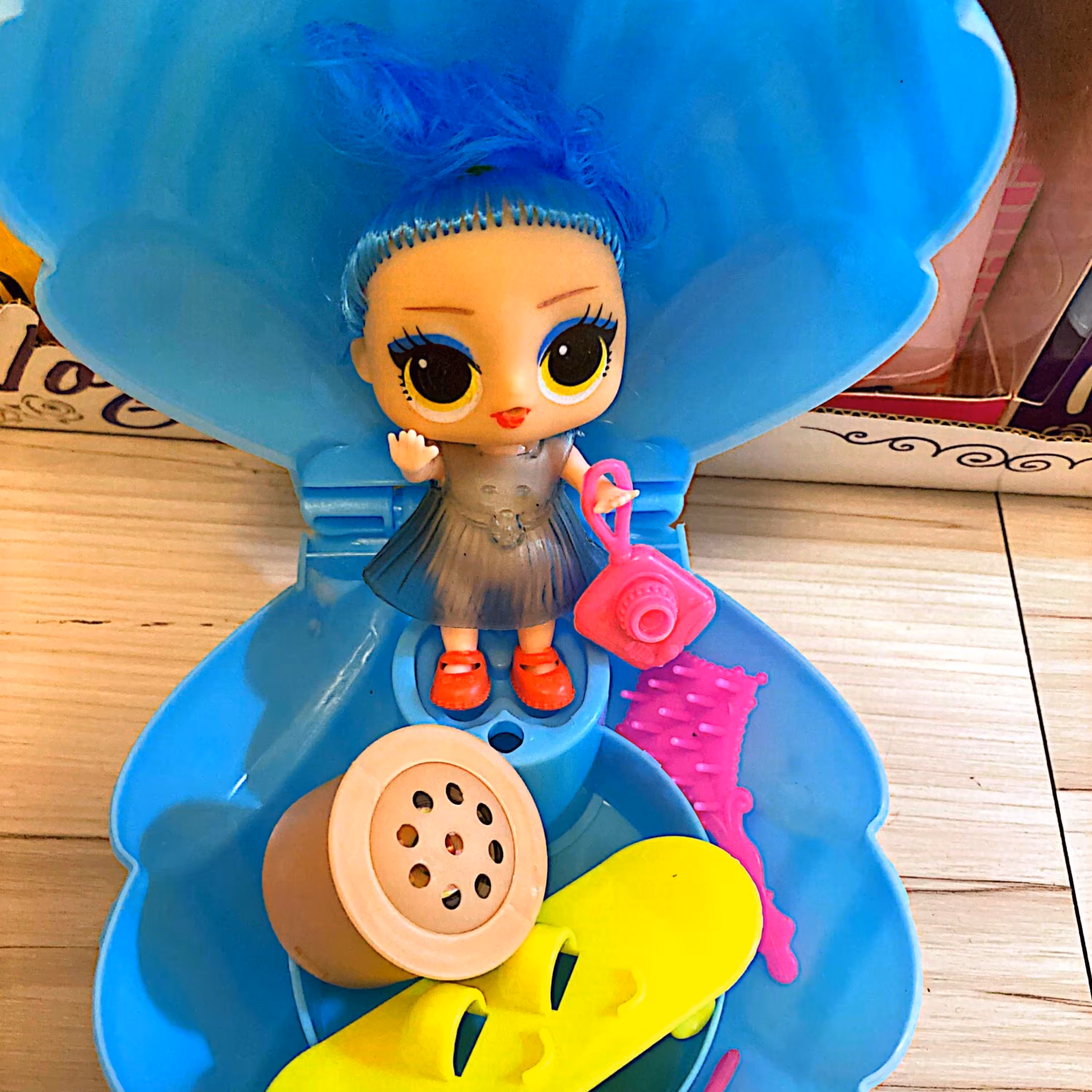 عروسک صدفی شانسی