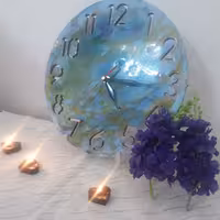 ساعت رزینی گرد