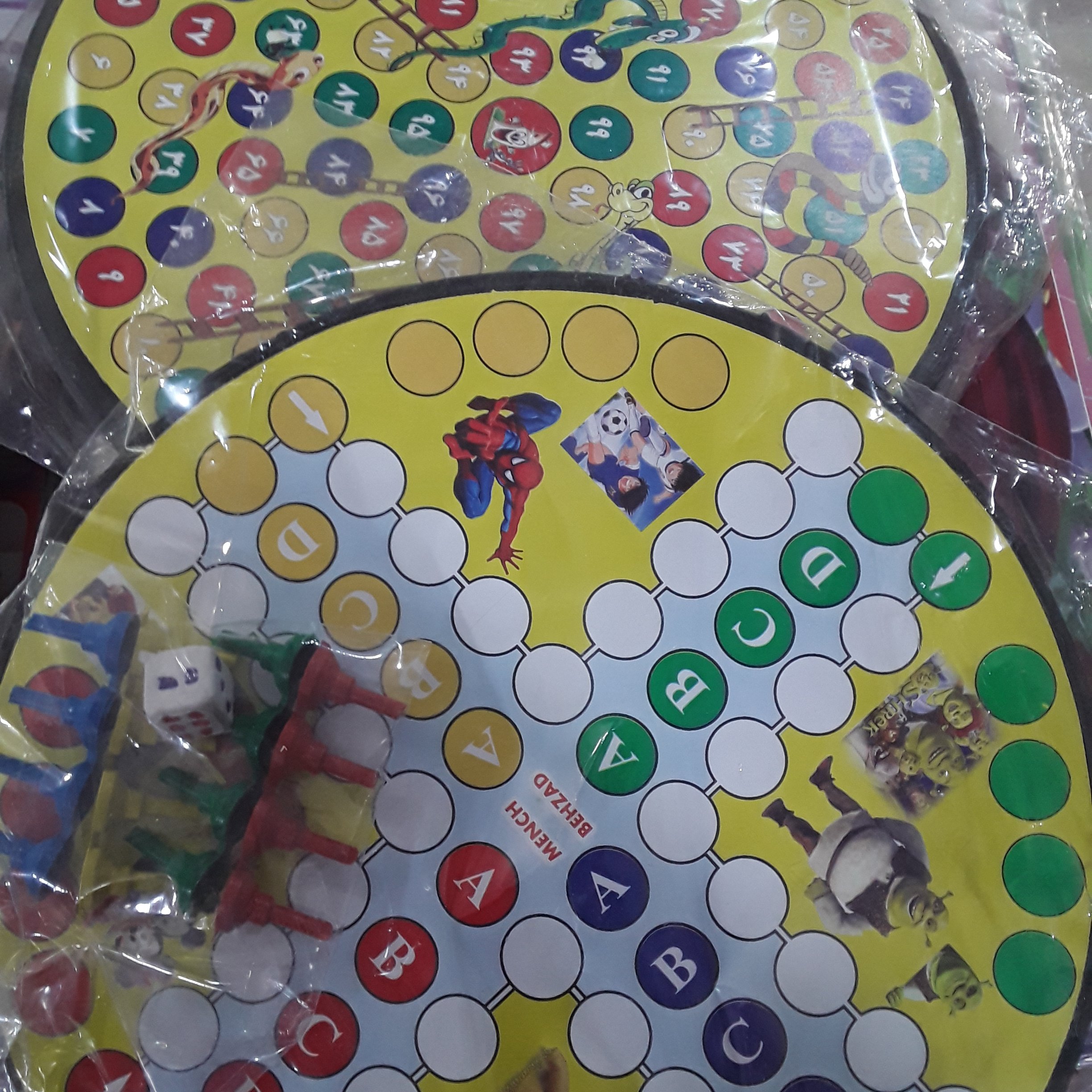 بازی منچ و مار و پله دایره ای