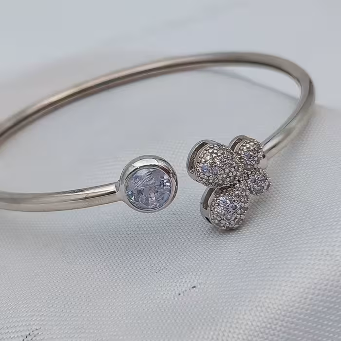 النگو دستبندی