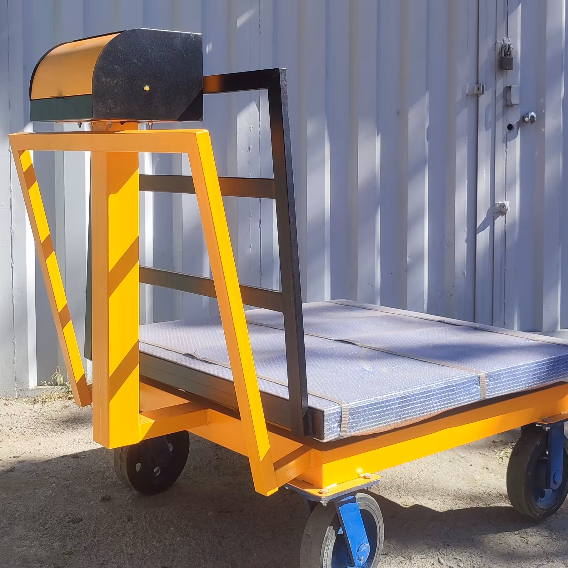 باسکول دیجیتال  1000 کیلو چرخدار (پس کرایه)