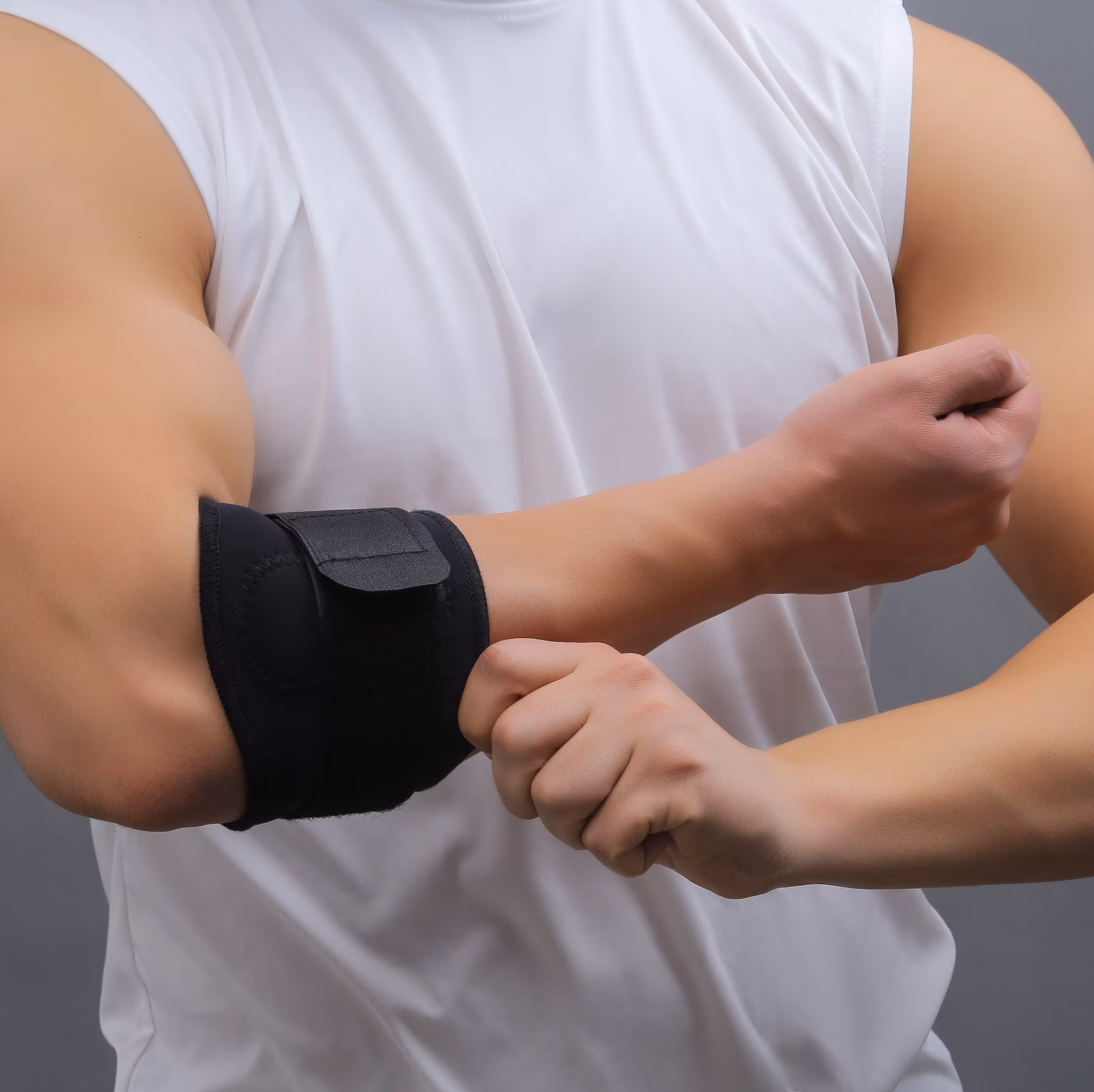 باند تنیس البو نئوپرن  چیپسو  CHIPSO  کد TE105  ضد حساسیت مشکی فر ی سایز