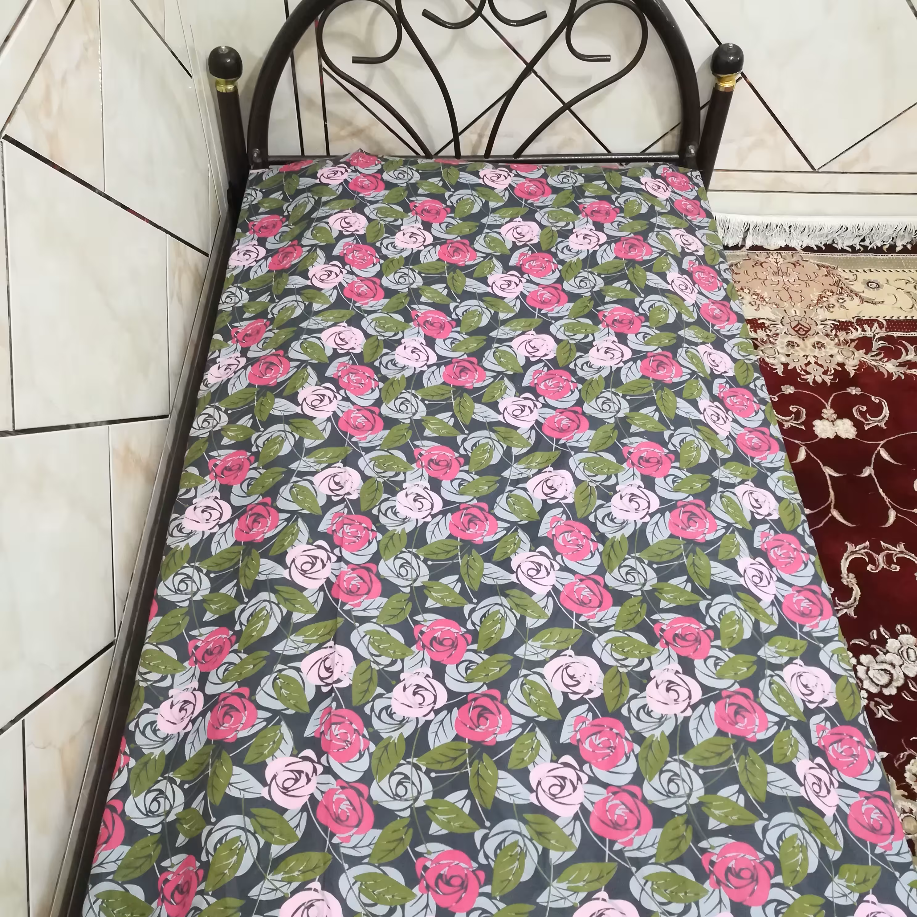 نیم ست روتختی کش دار تک نفره، طرح بهار (کاور تشک تخت  با 1 عدد روبالشتی) 