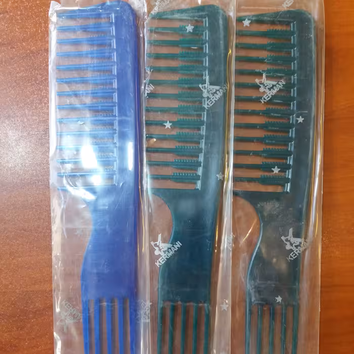 شانه مو رز مدل چنگالی

(20 سانتی )