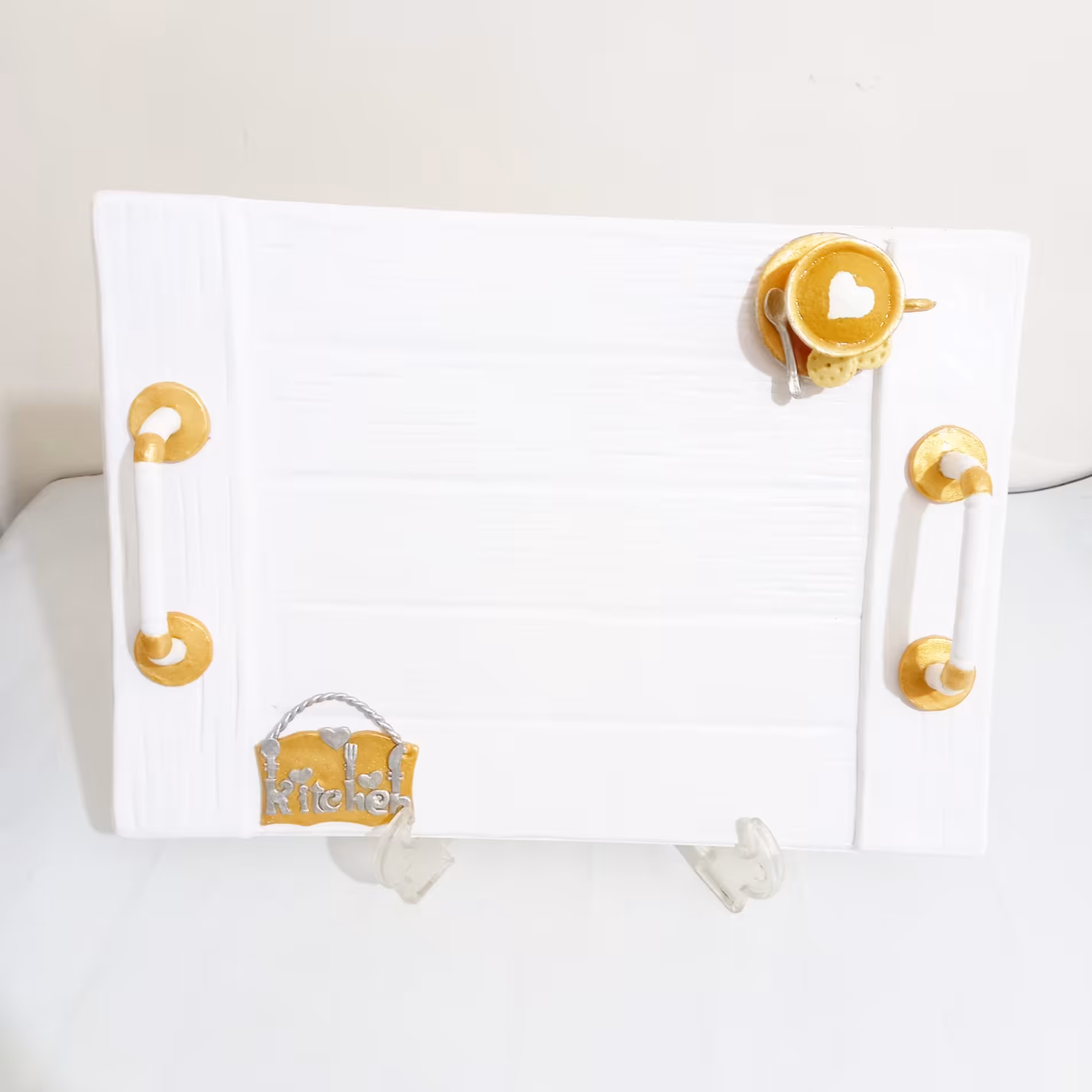 سینی دکوراتیو، جنس خمیر ایتالیایی، نشکن ، دستساز ، مناسب برای تزئین کانتر آشپزخانه ، کافی شاپ 