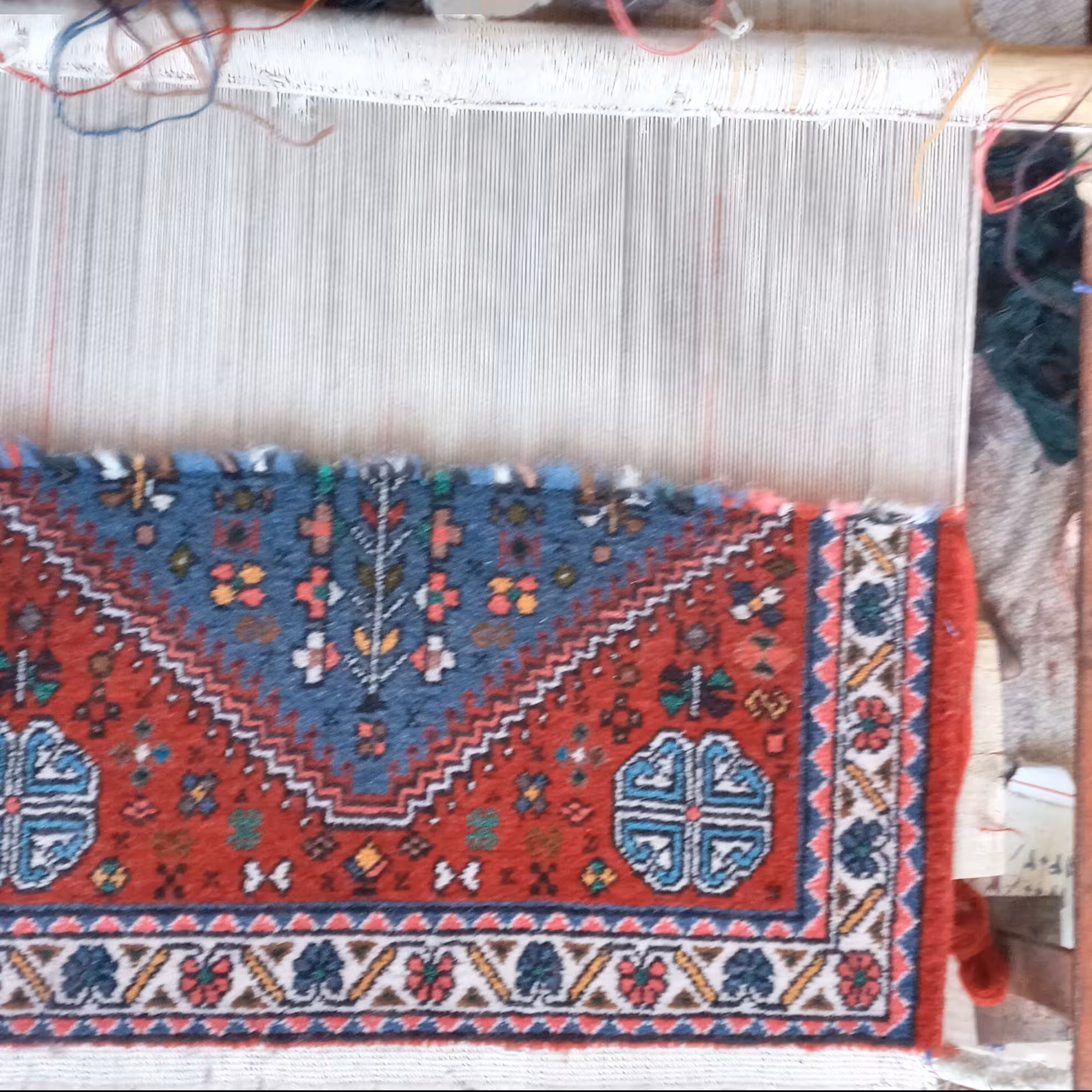 قالی دست بافت یک متری