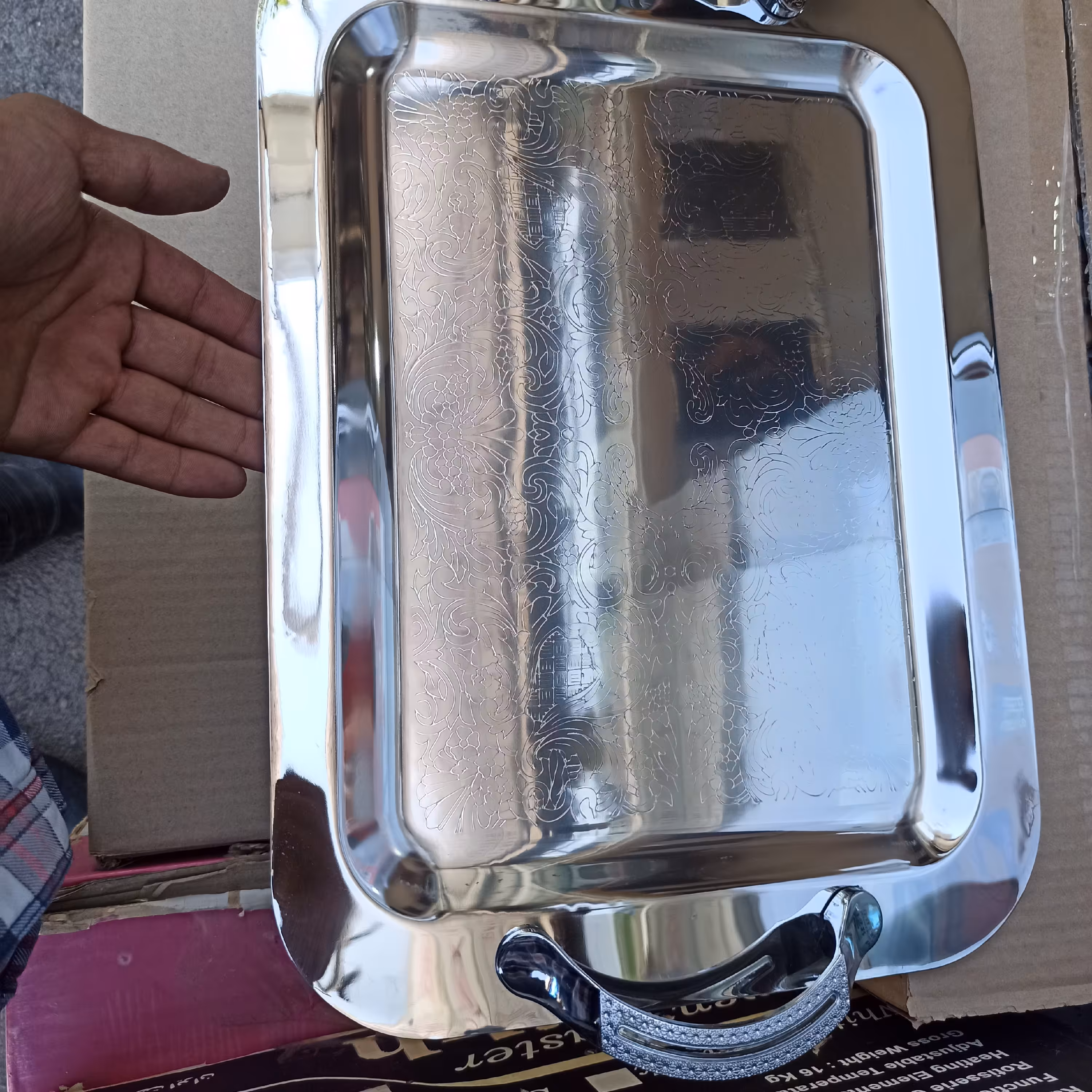 سینی استیل نگیر ضدزنگ سینی سایز بزرگ سینی ضخیم و براق طول48 لوازم خانه لوازم اشپزخانه ب قیمت عمده بدون واسطه