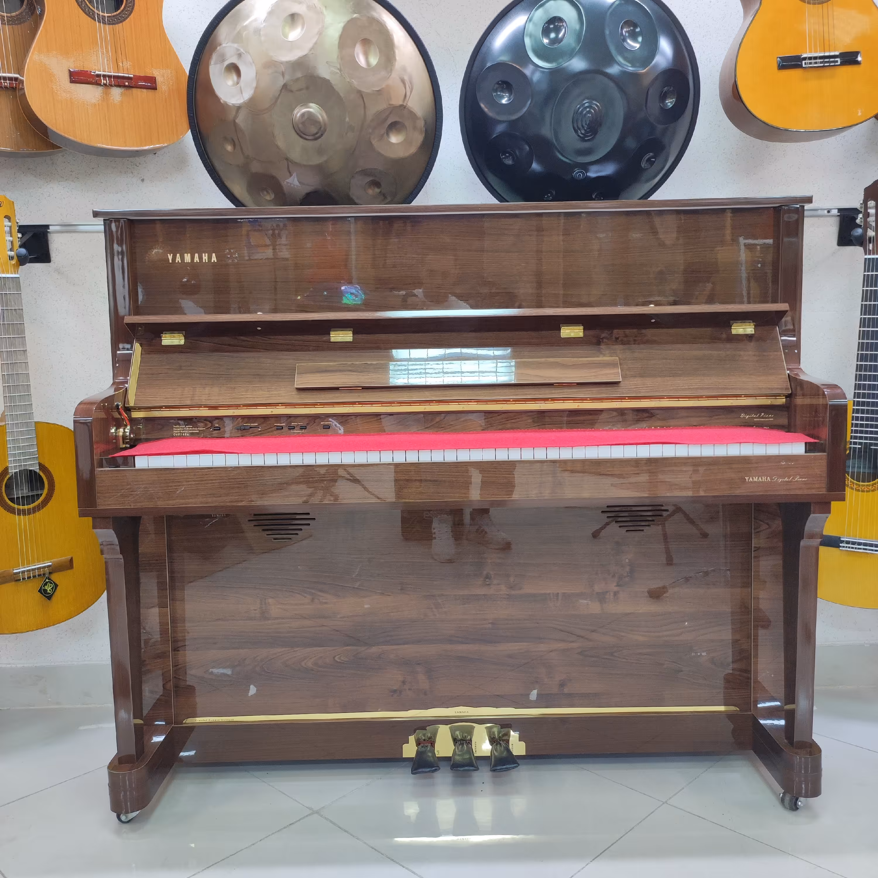 پیانو یاماها 148aکابین دار