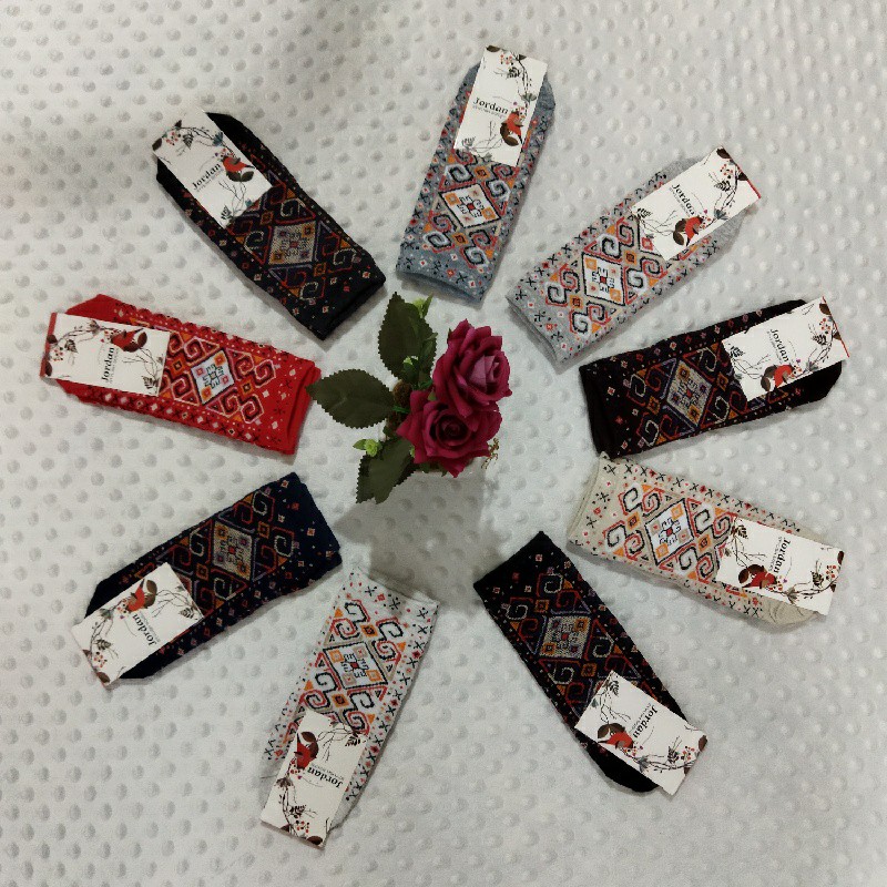 جوراب نخی مچی زنانه طرح سنتی