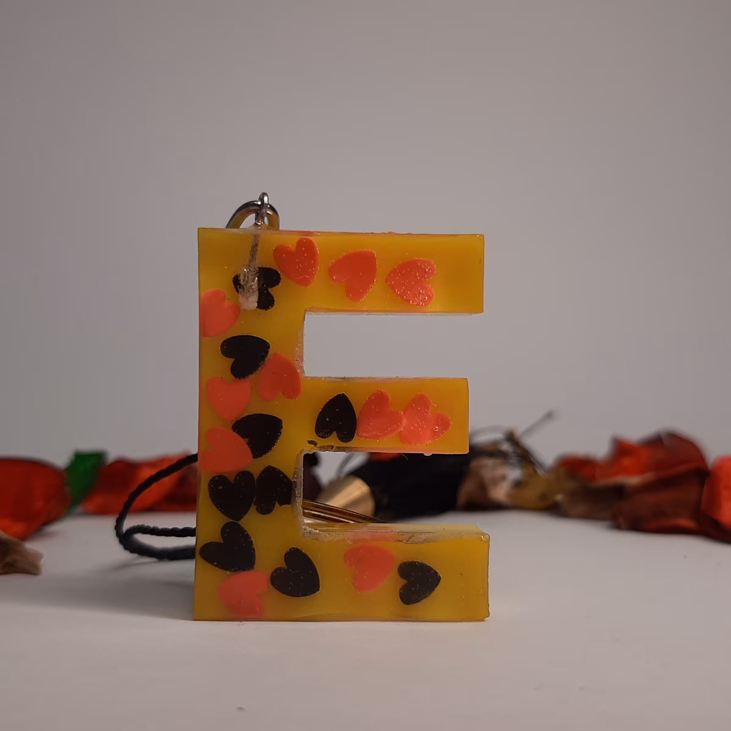 جاسوئیچی حرف E