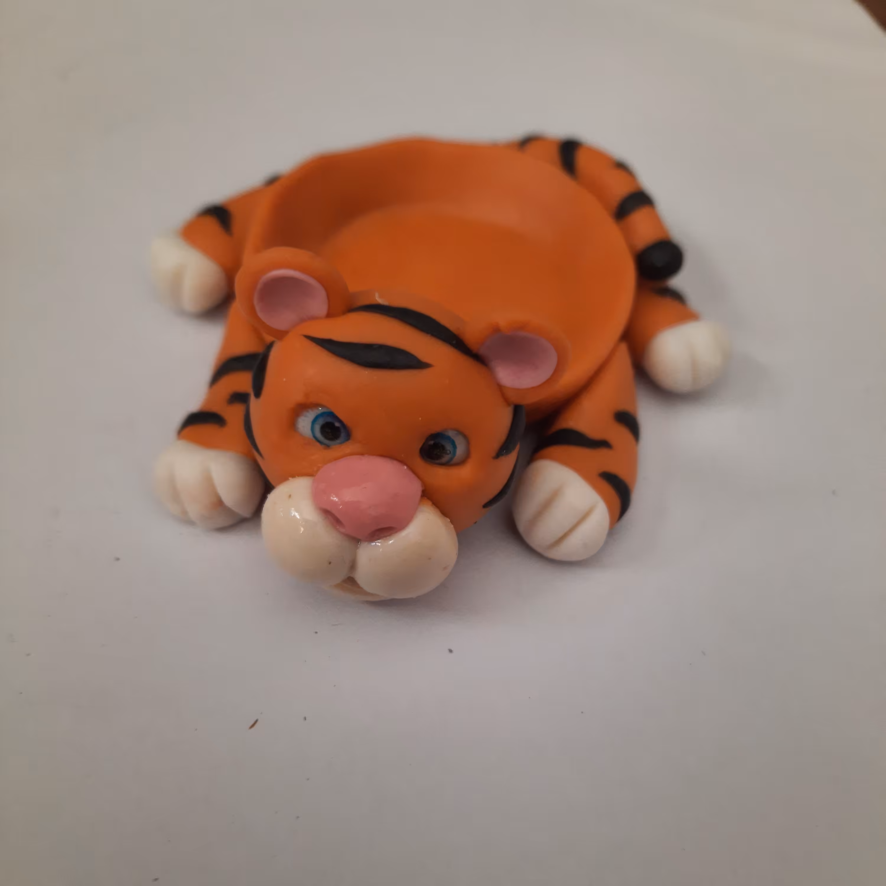 جا شمعی خمیری چینی ببر نماد سال