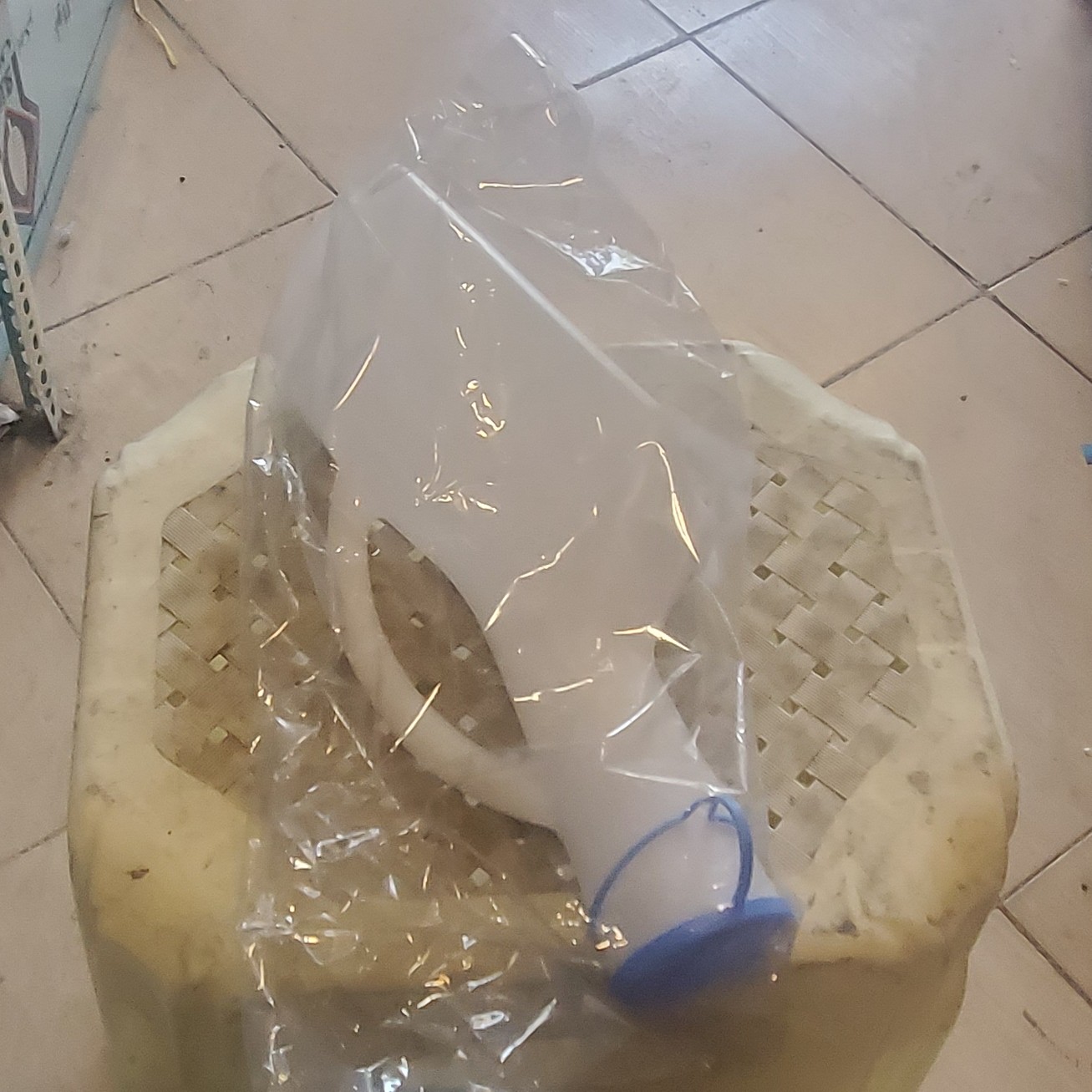 لوله ادرار درب دار آقایان


