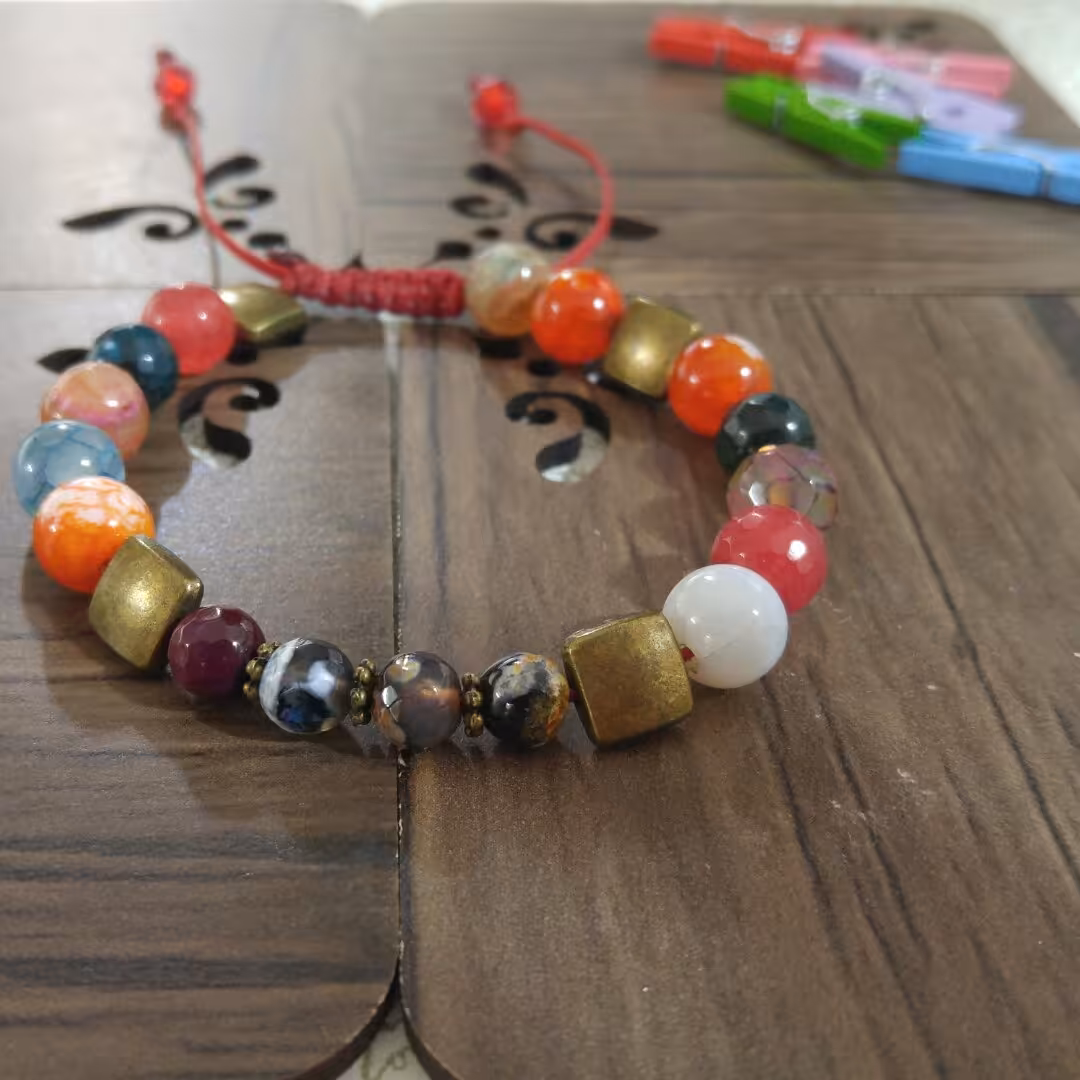 دستبند مرواریدی  گره ای