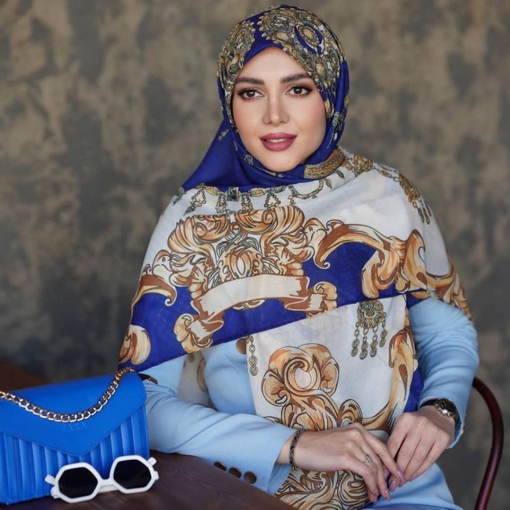 روسری نخ گارزا بهاره سبک و خنک که اصلا لیز نیست