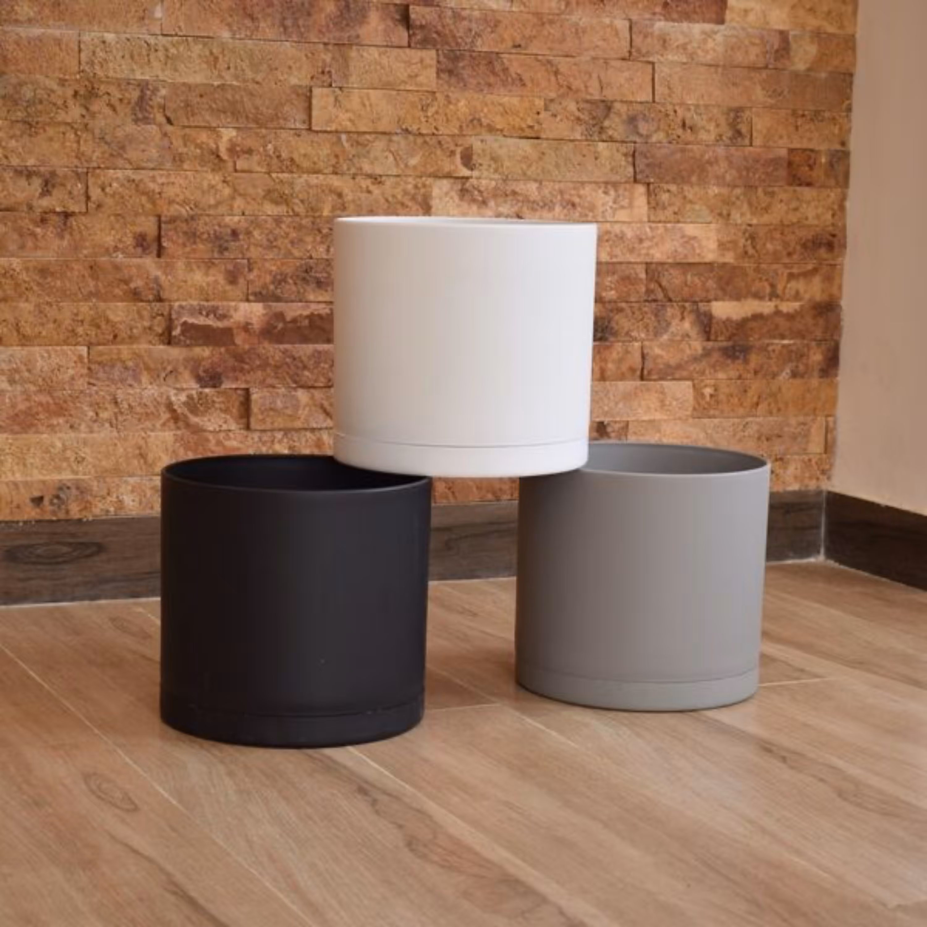 گلدان پلیمری سایز 25