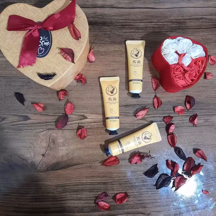 کرم دست  وصورت جیبی 