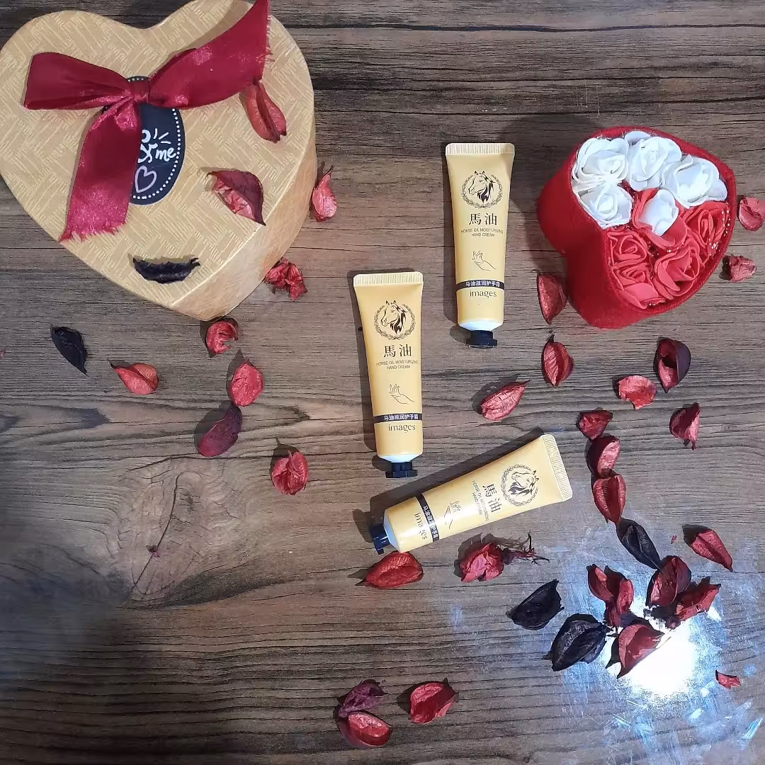 کرم دست  وصورت جیبی 